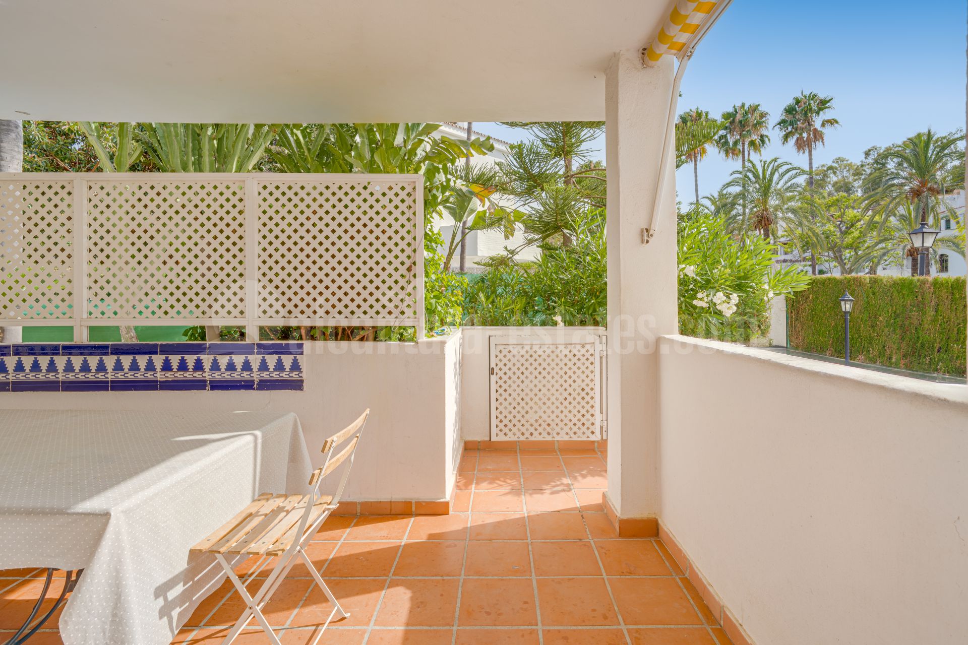 Apartamento Planta Baja en Elviria, Marbella