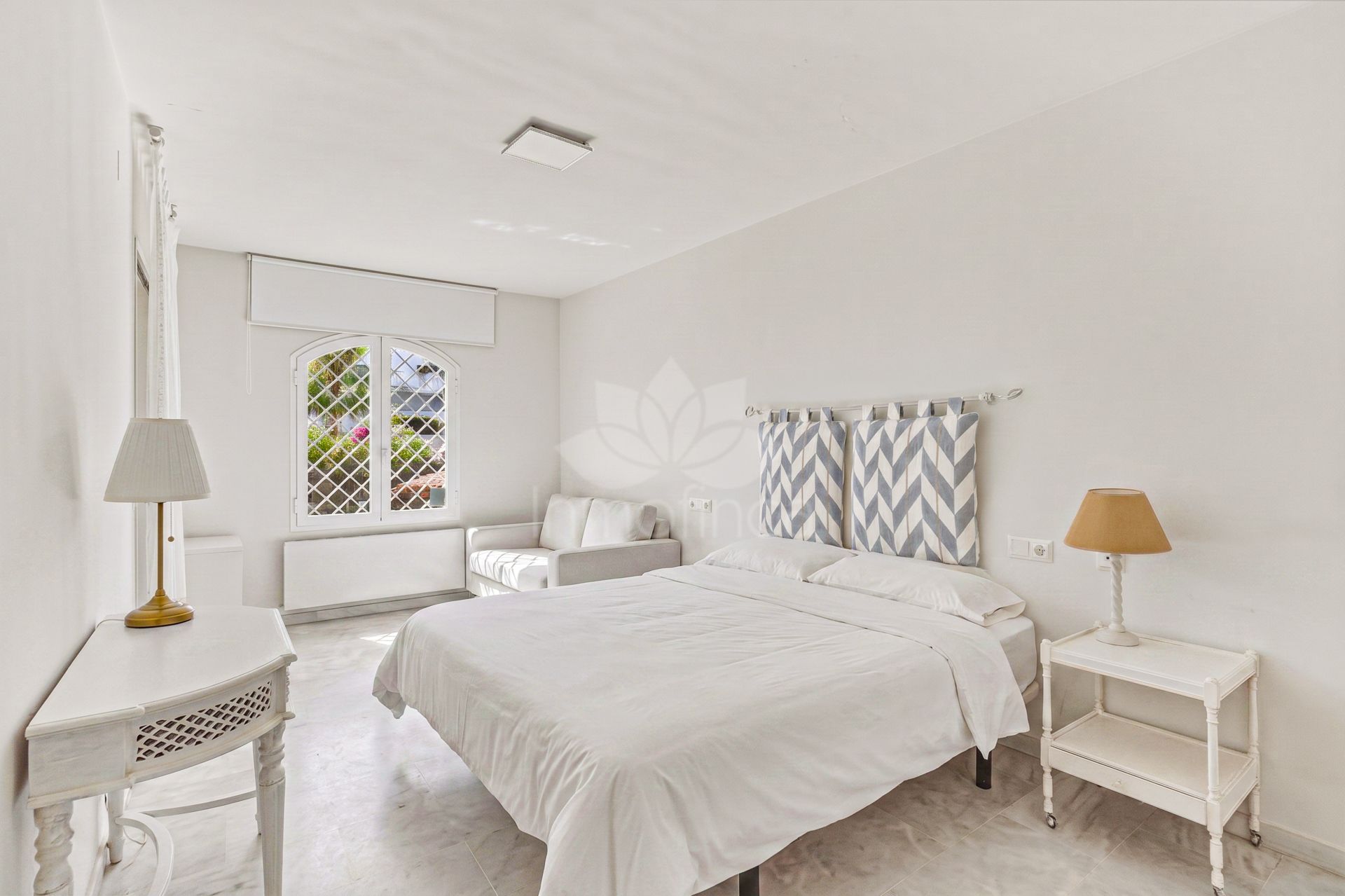 Apartamento Planta Baja en Elviria, Marbella