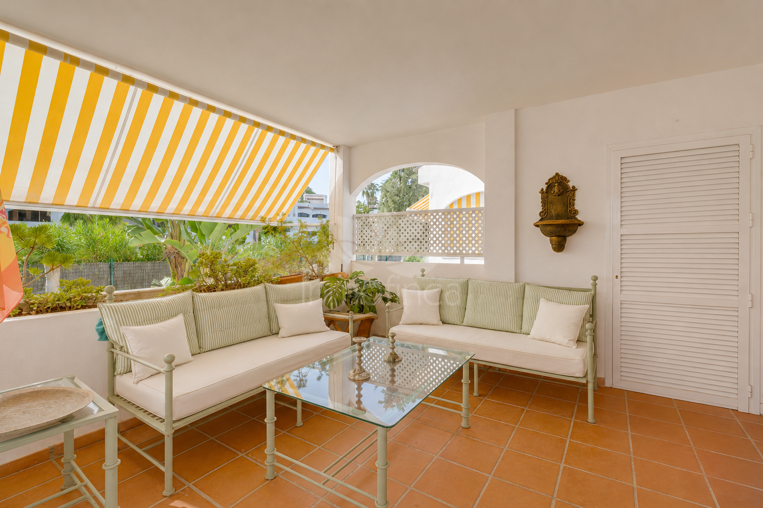 Apartamento Planta Baja en Elviria, Marbella
