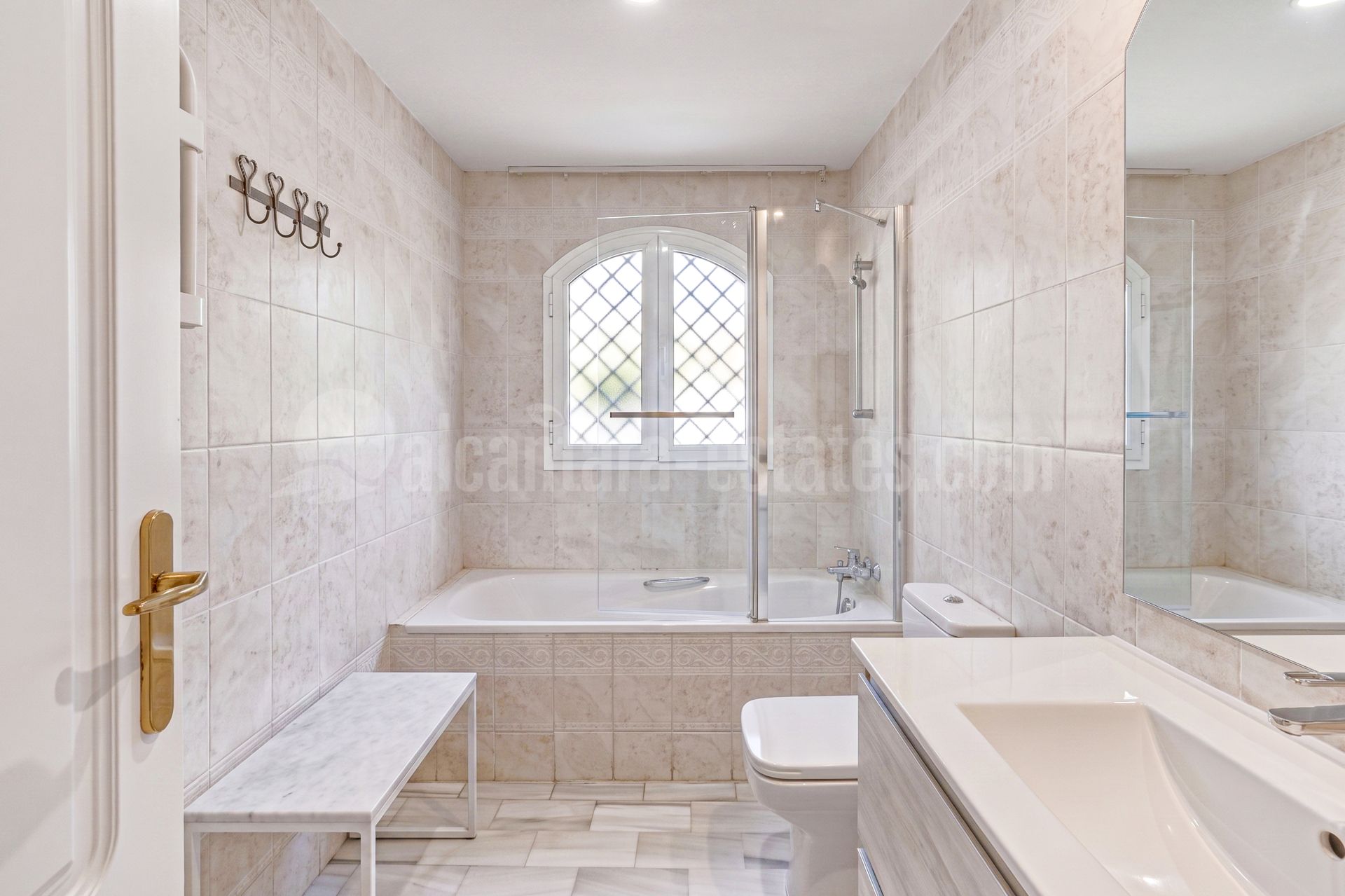 Apartamento Planta Baja en Elviria, Marbella