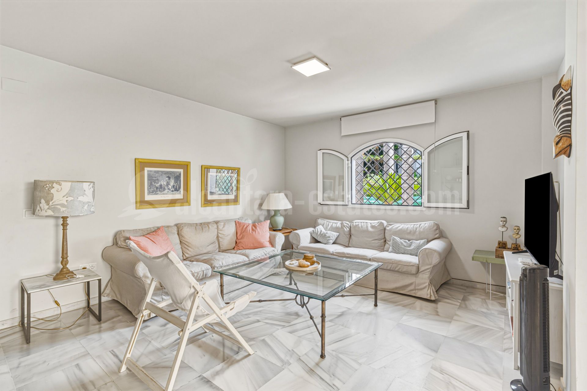 Apartamento Planta Baja en Elviria, Marbella