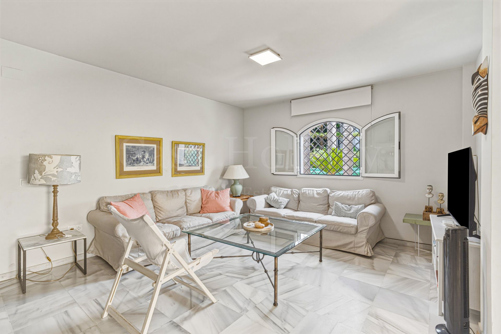 Apartamento Planta Baja en Elviria, Marbella