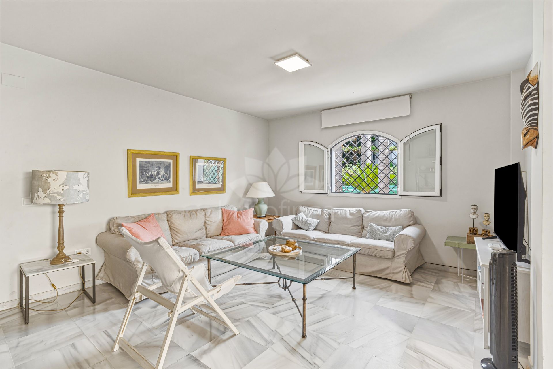 Apartamento Planta Baja en Elviria, Marbella