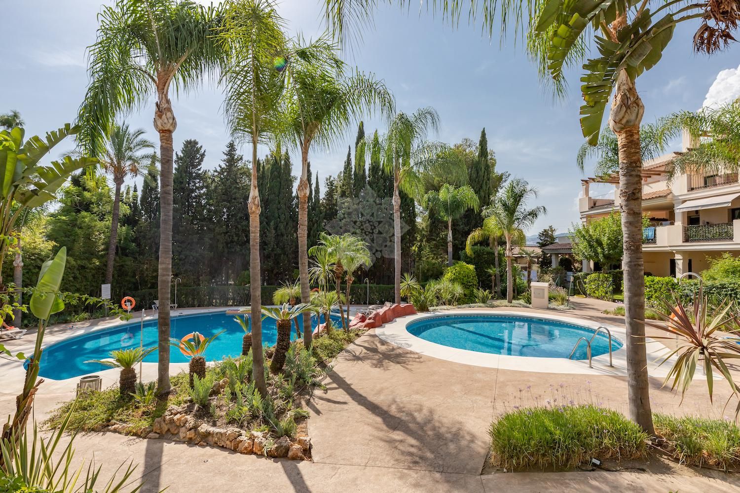 Ground Floor Apartment in Atalaya de Rio Verde, Marbella