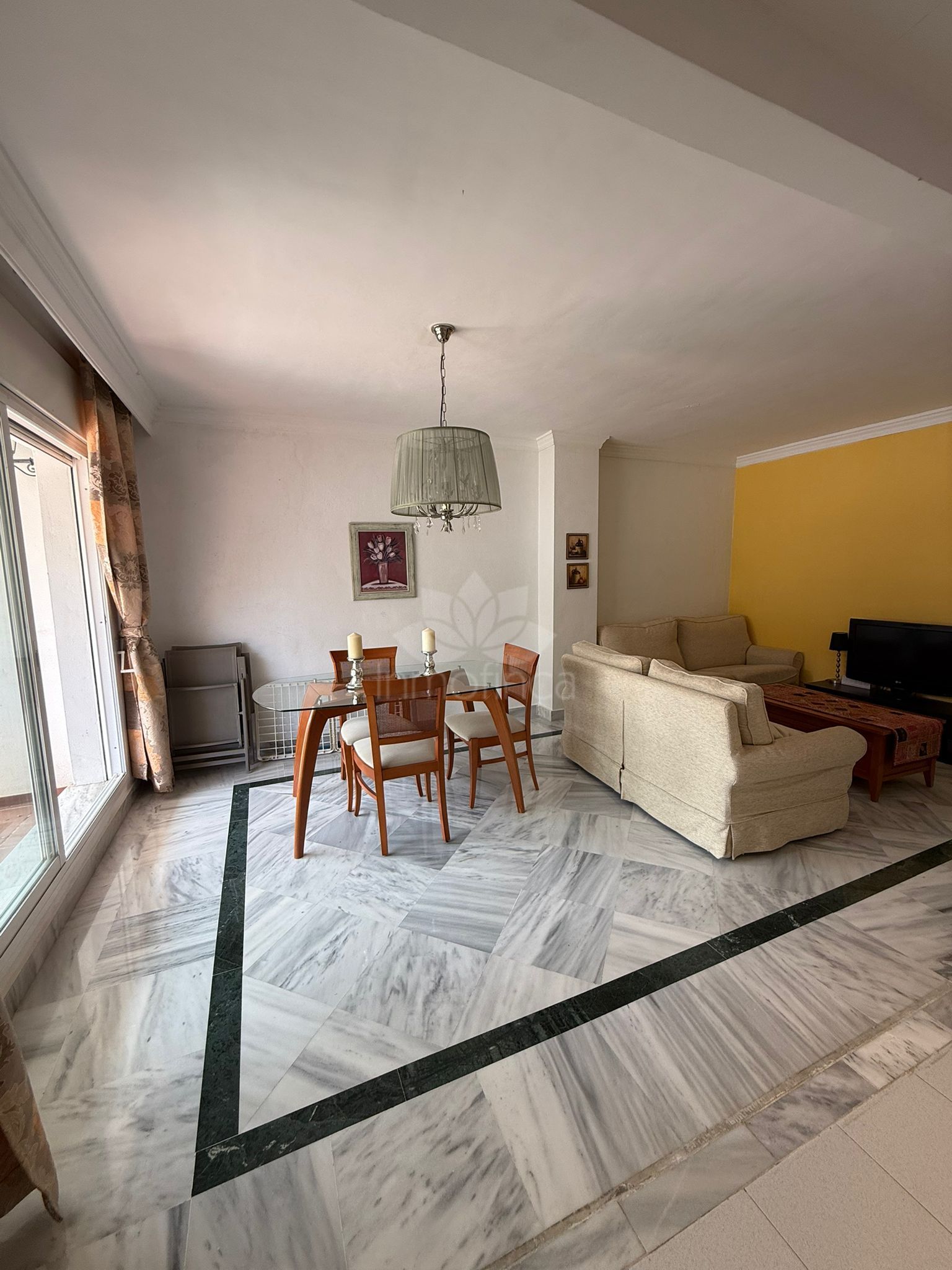 Apartamento en La Dama de Noche, Marbella