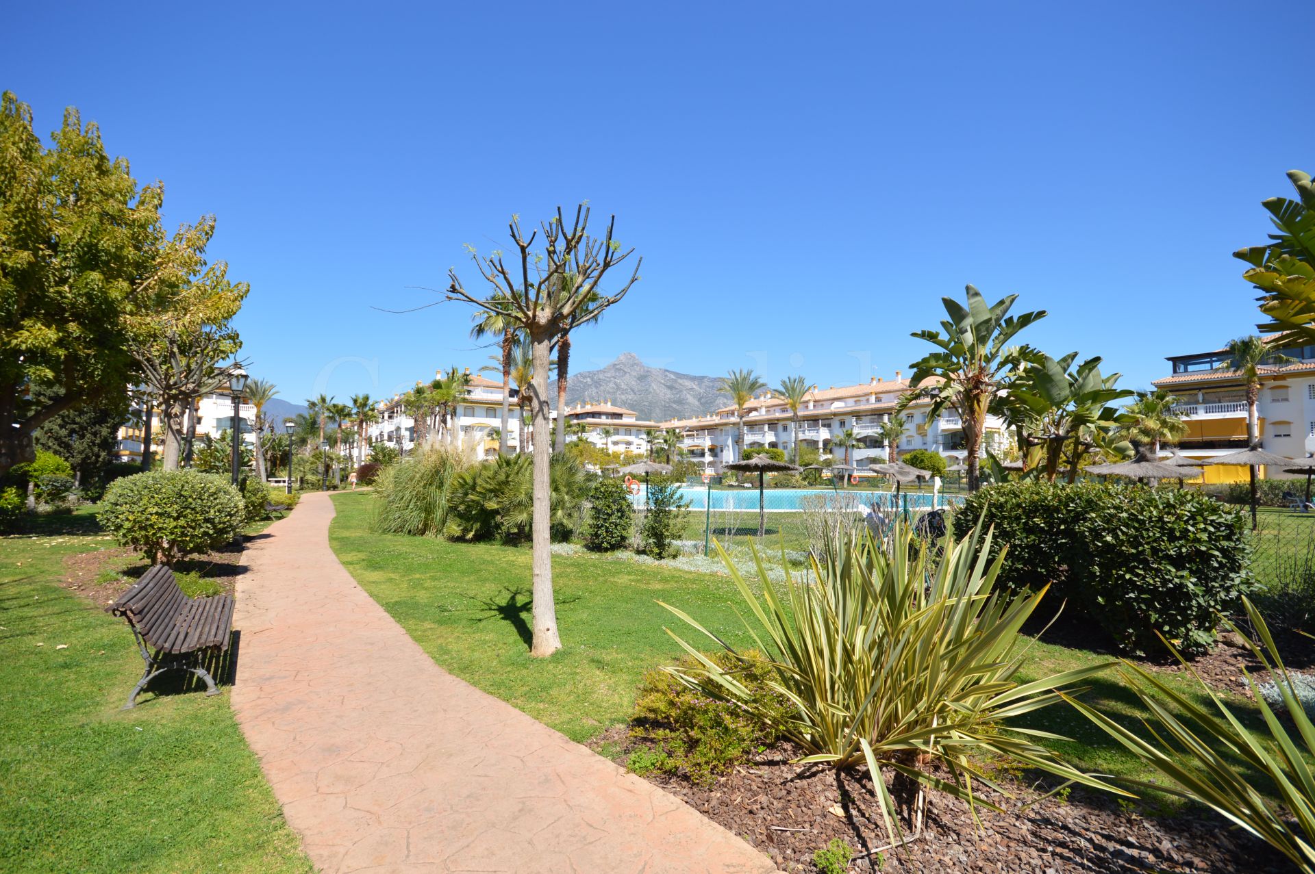 Apartamento en La Dama de Noche, Marbella