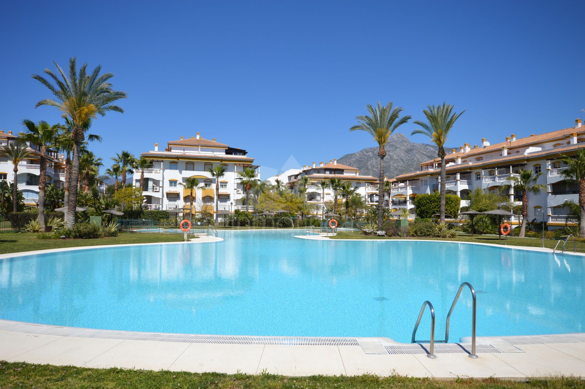 Apartamento en La Dama de Noche, Marbella