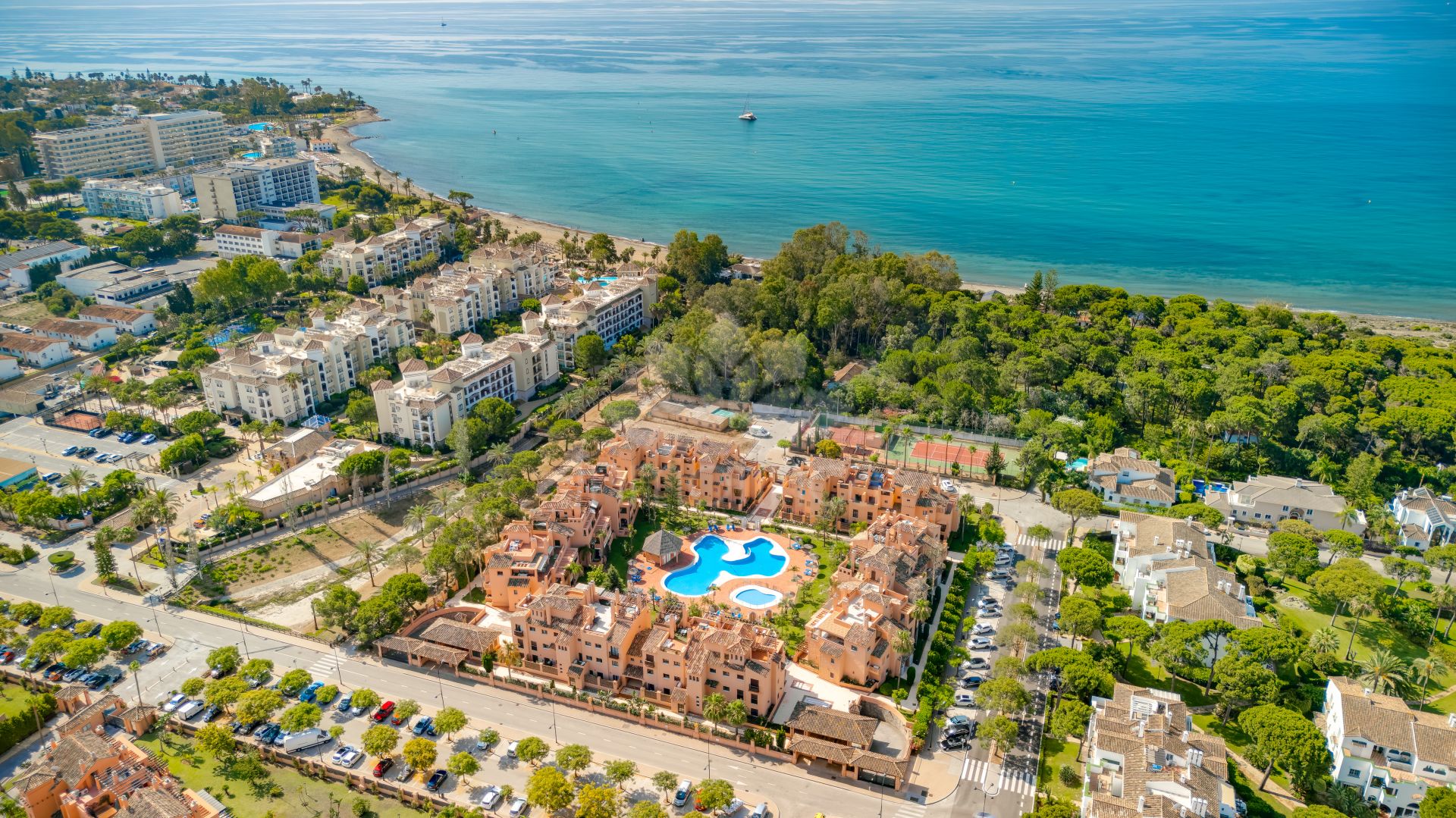 Atico Duplex en Hacienda del Sol, Estepona