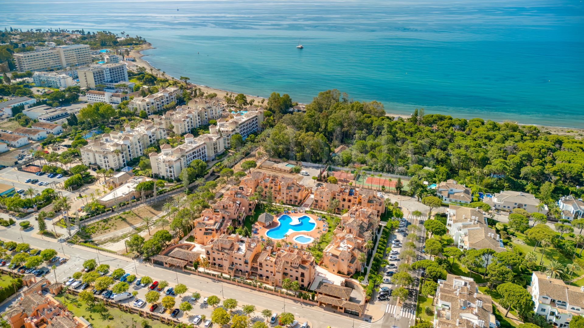 Atico Duplex en Hacienda del Sol, Estepona