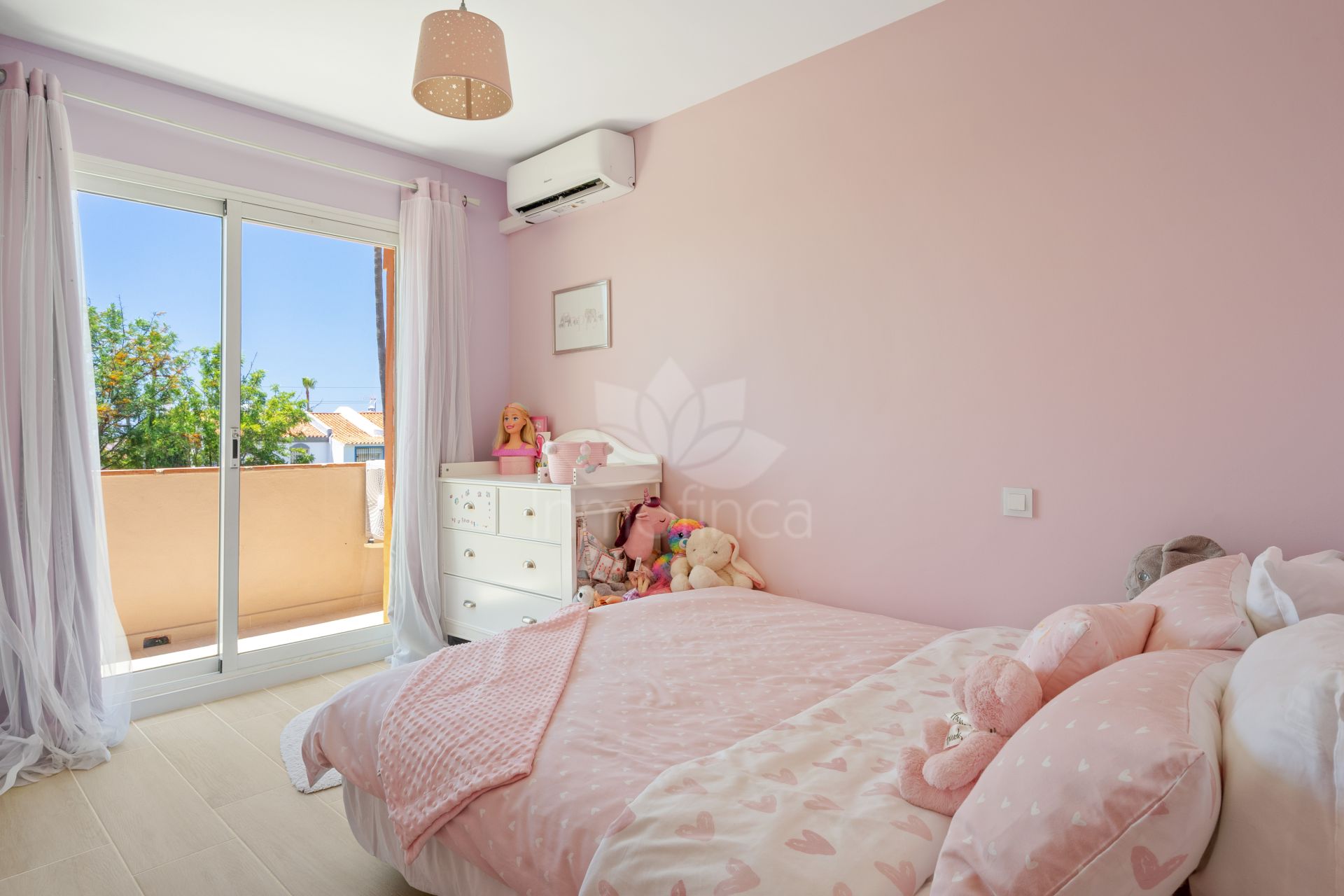 Town House in Vista Azur, Estepona