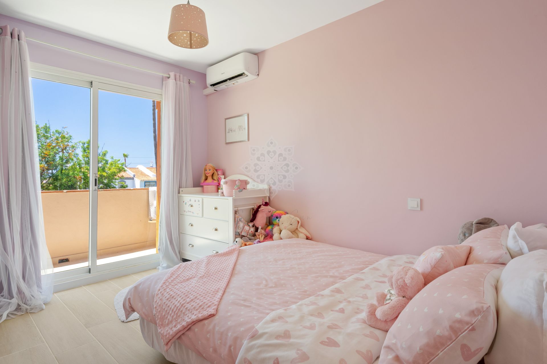 Town House in Vista Azur, Estepona