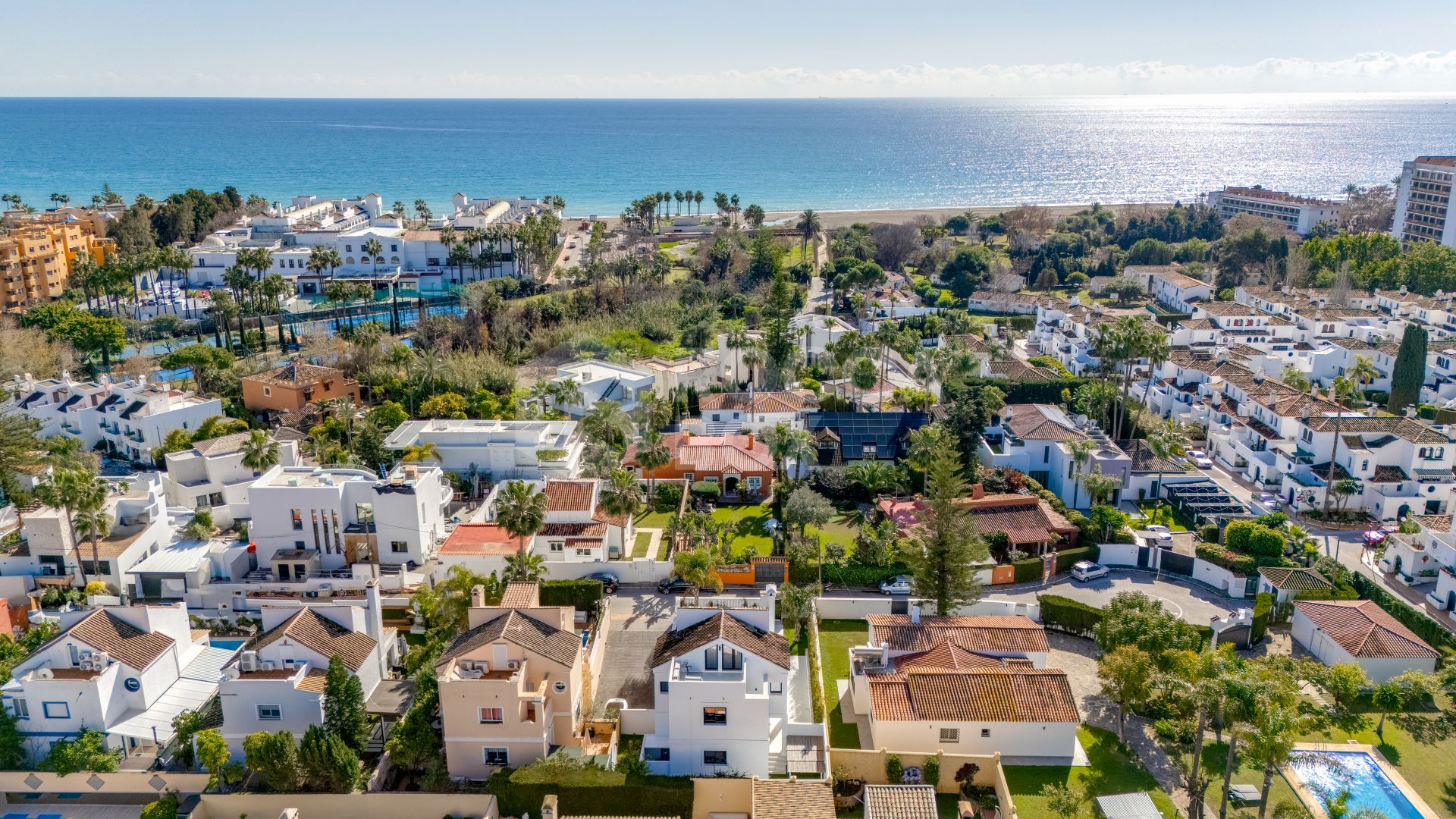 Stunning four bedroom, beachside contemporary style Villa located in Costalita, Estepona