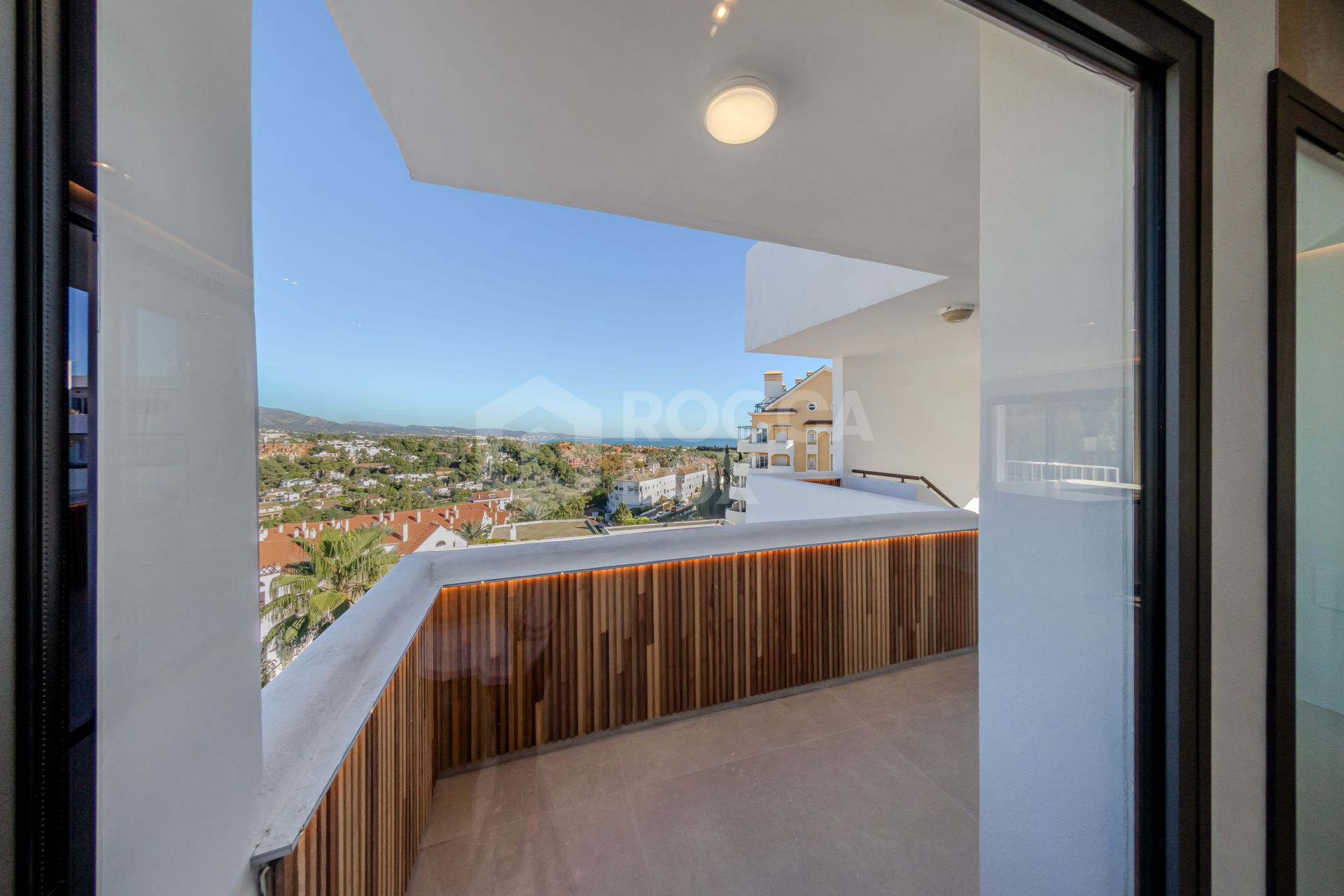 Incredible, beautifully renovated two bedroom penthouse in the gated community of Jardines de Andalucía, Nueva Andalucia