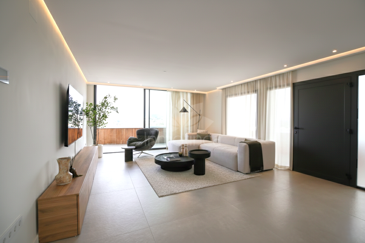 Penthouse in Jardines de Andalucia, Marbella