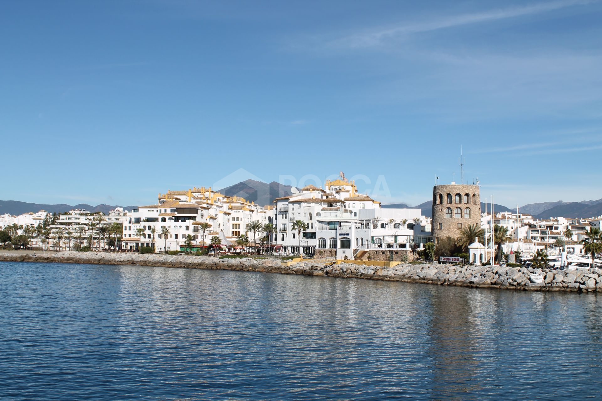 Versatile plot near the beach with stunning sea and mountain views