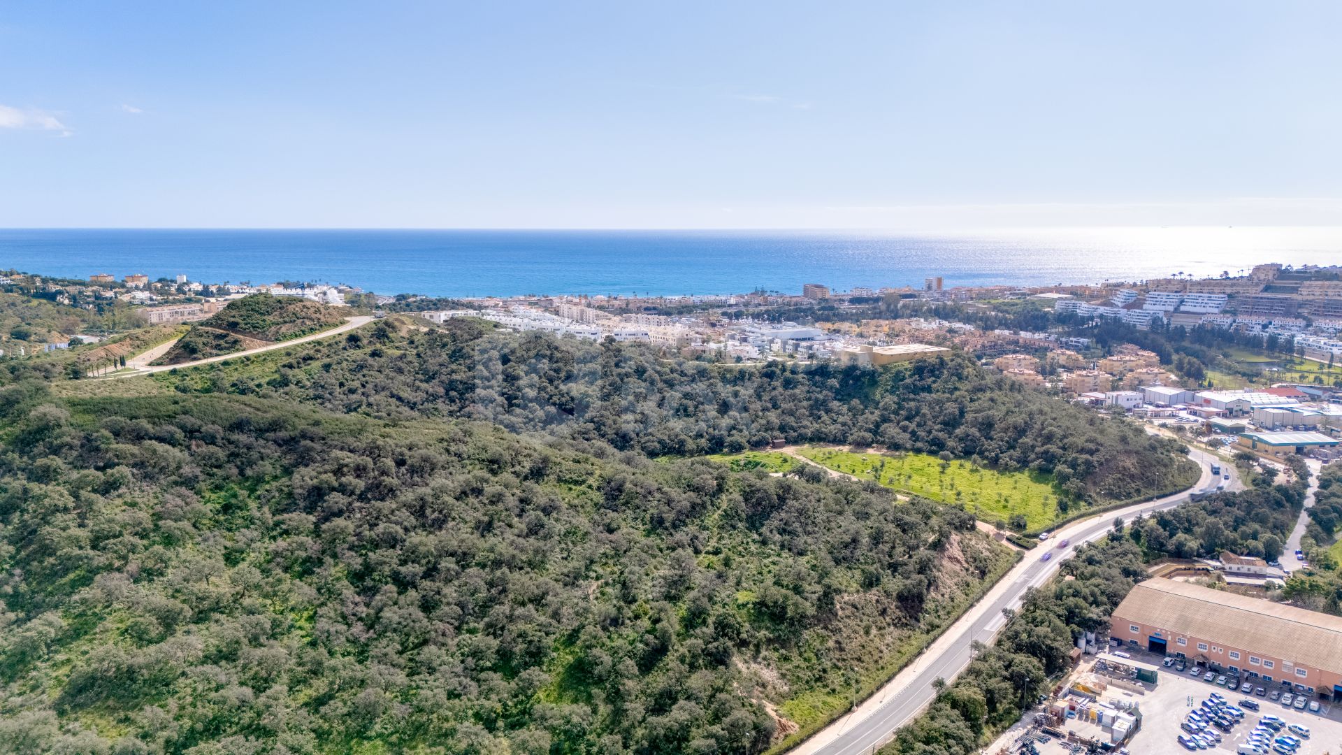 Versatile plot near the beach with stunning sea and mountain views