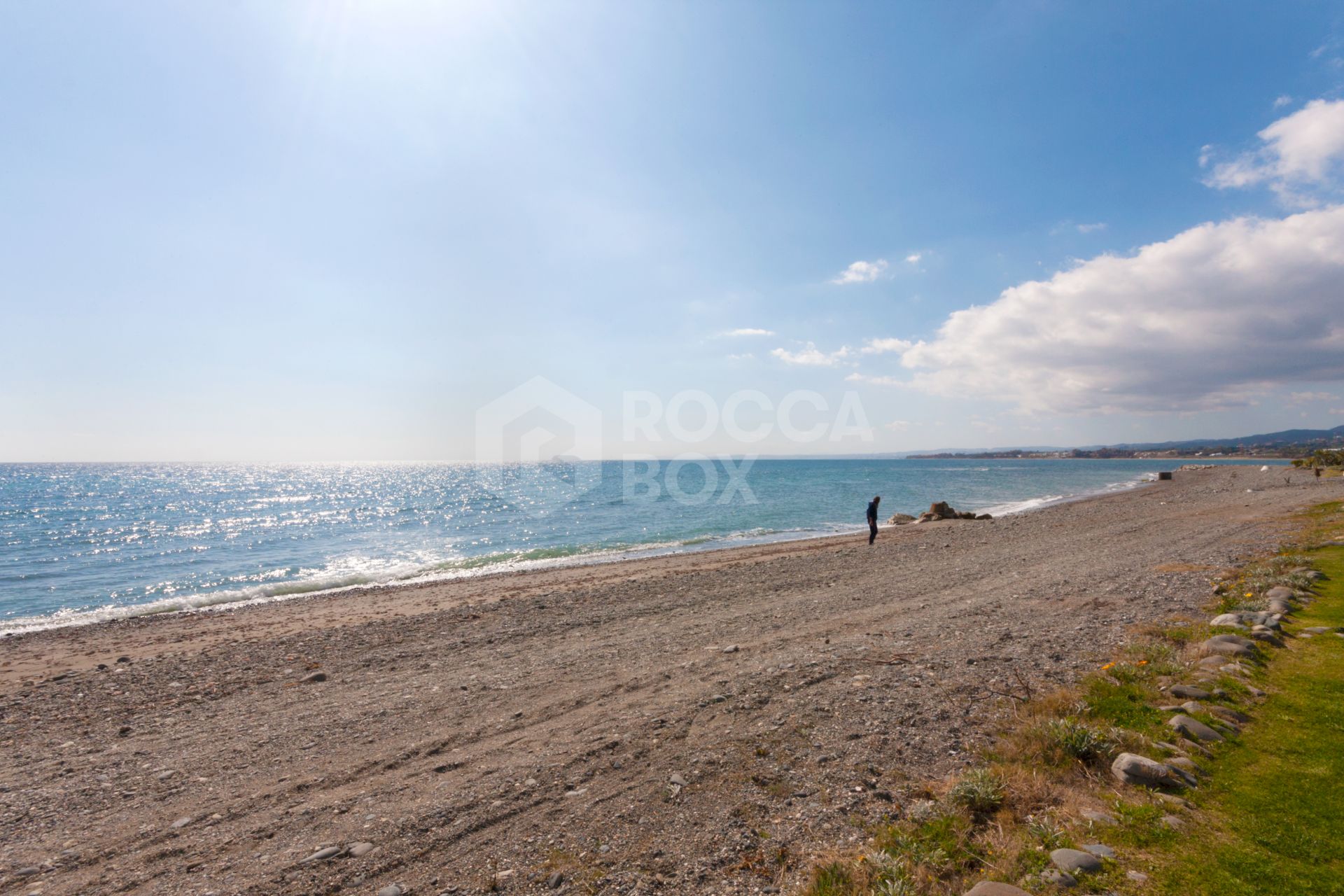 Fantastic Plot for Sale in Puerto del Almendro, Benahavis with sea views