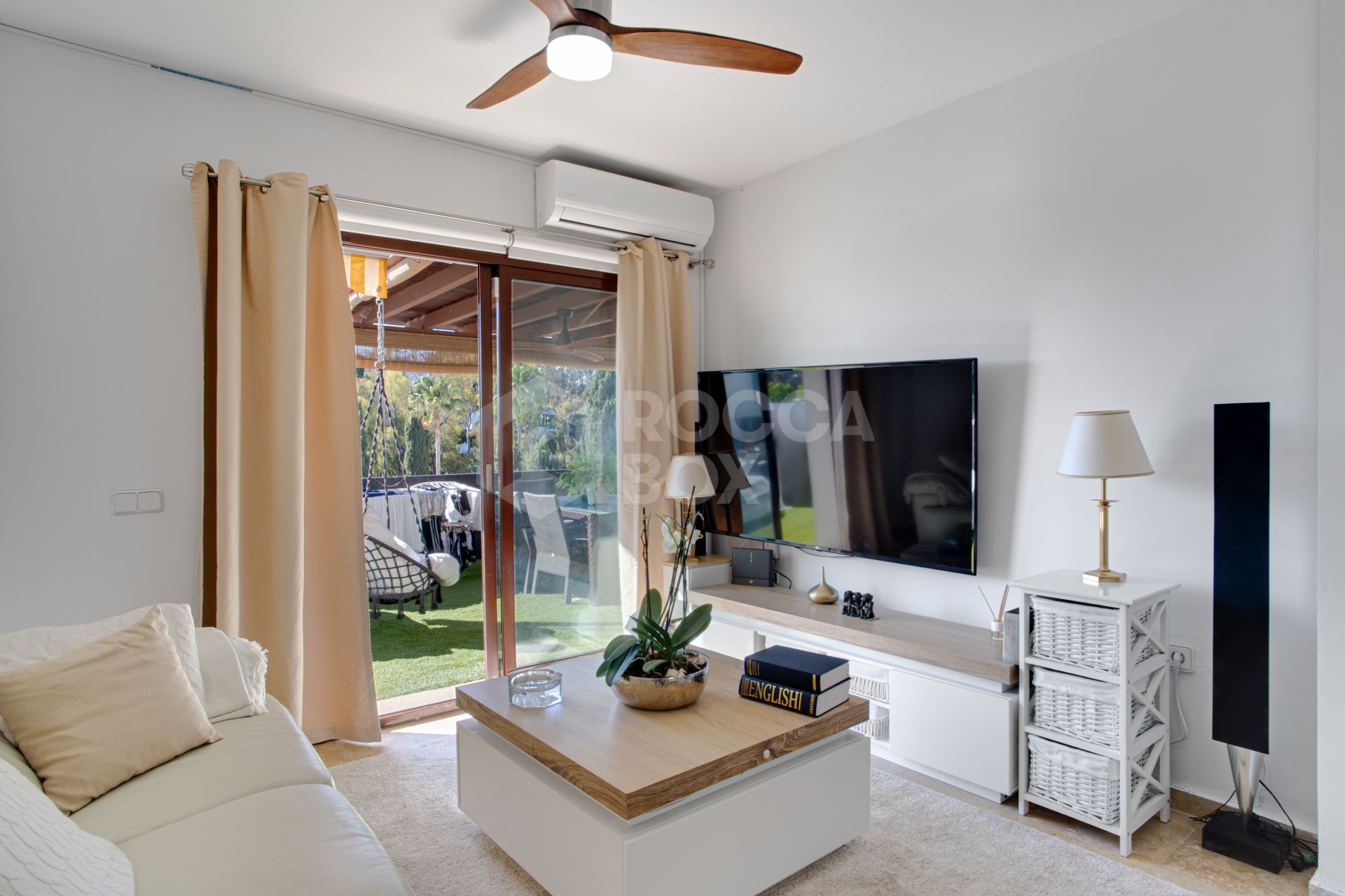 Beautiful apartment in the gated and well-established community Coto Real, Marbella