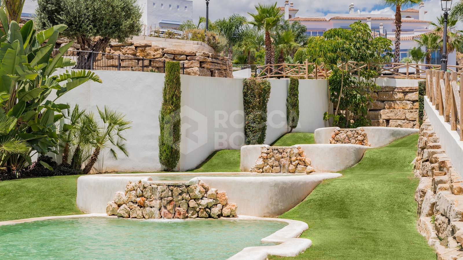 Beautiful south facing ground floor apartment located in Paraiso Pueblo, Benahavis with sea views