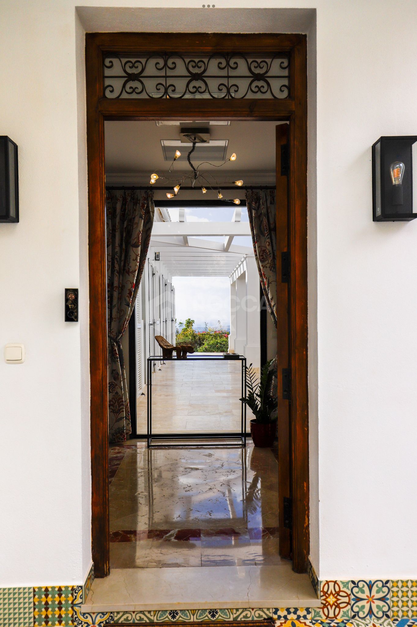 Beautiful south facing Villa located in Sierra Blanca Country Club, Istan with sea views