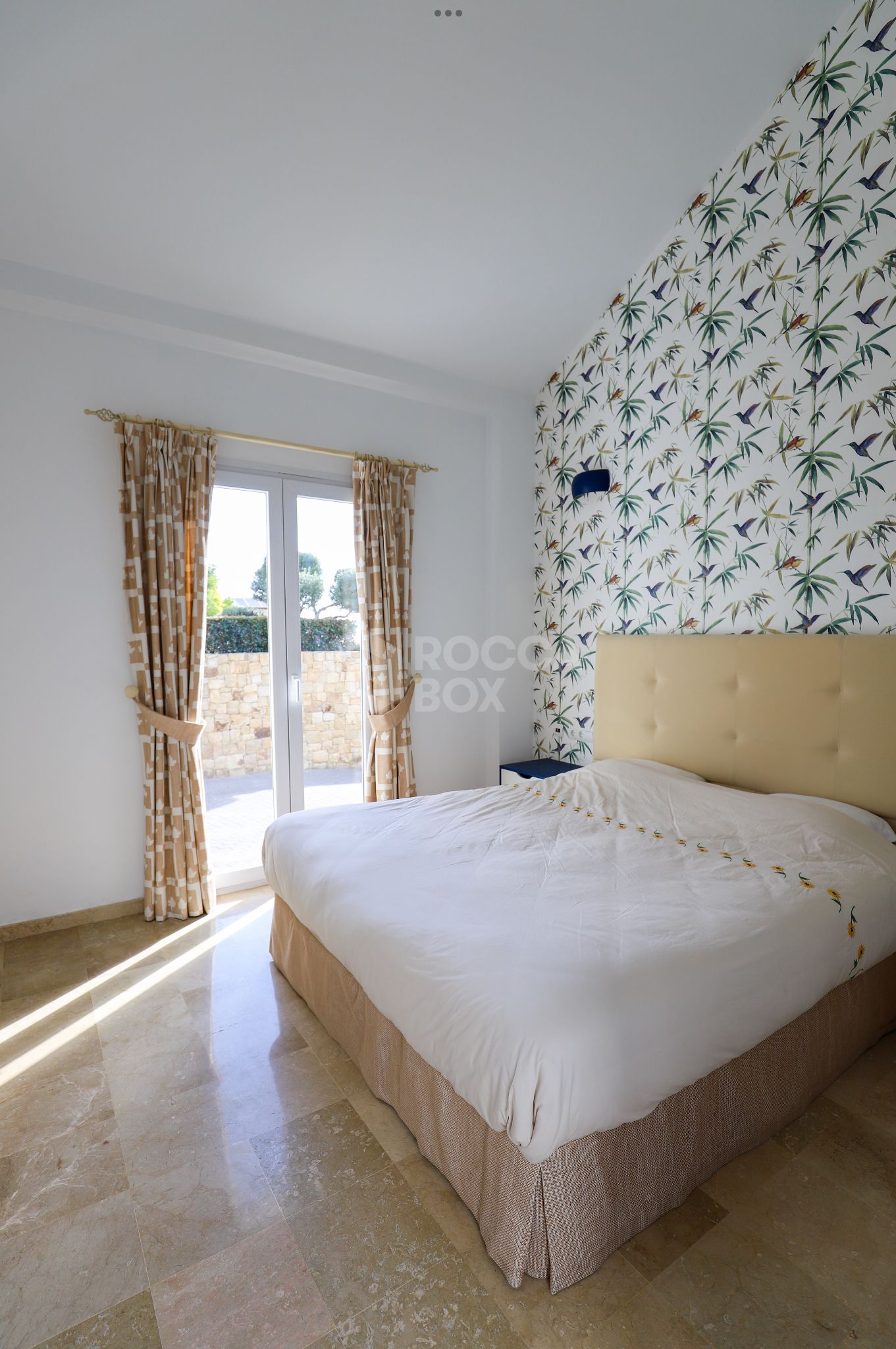Beautiful south facing Villa located in Sierra Blanca Country Club, Istan with sea views