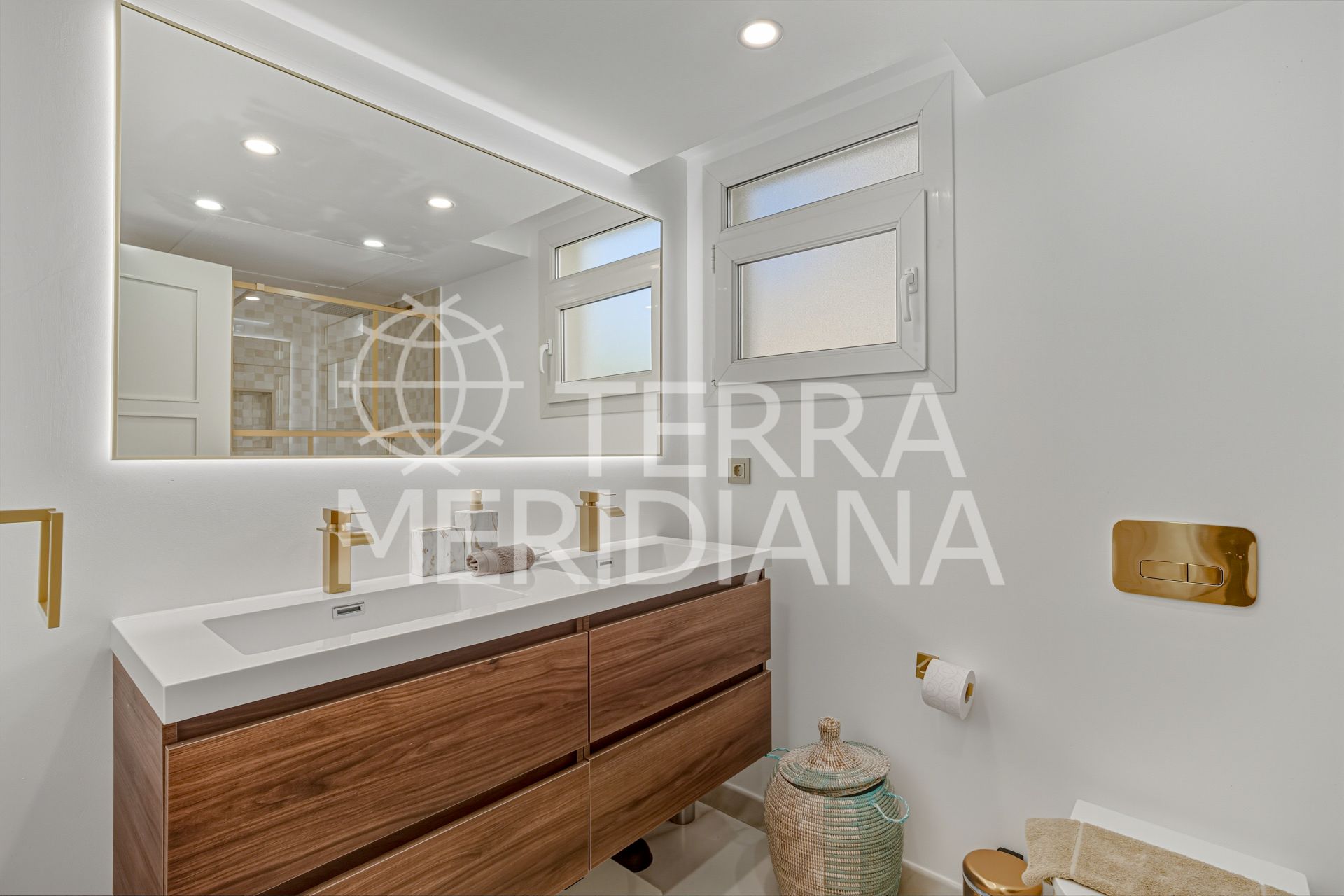 Apartment in Las Cañas Beach, Marbella