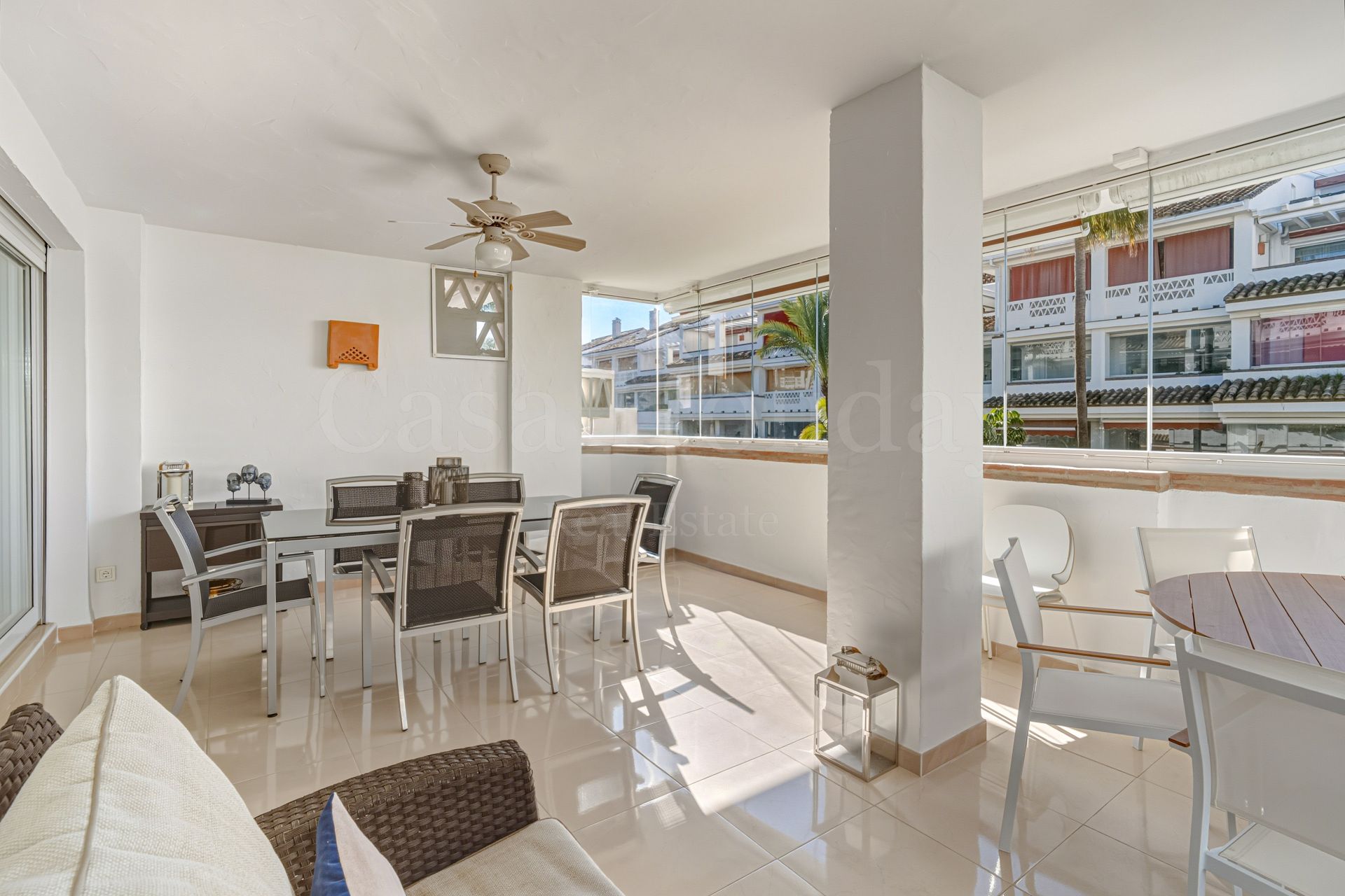 Apartamento en Las Cañas Beach, Marbella