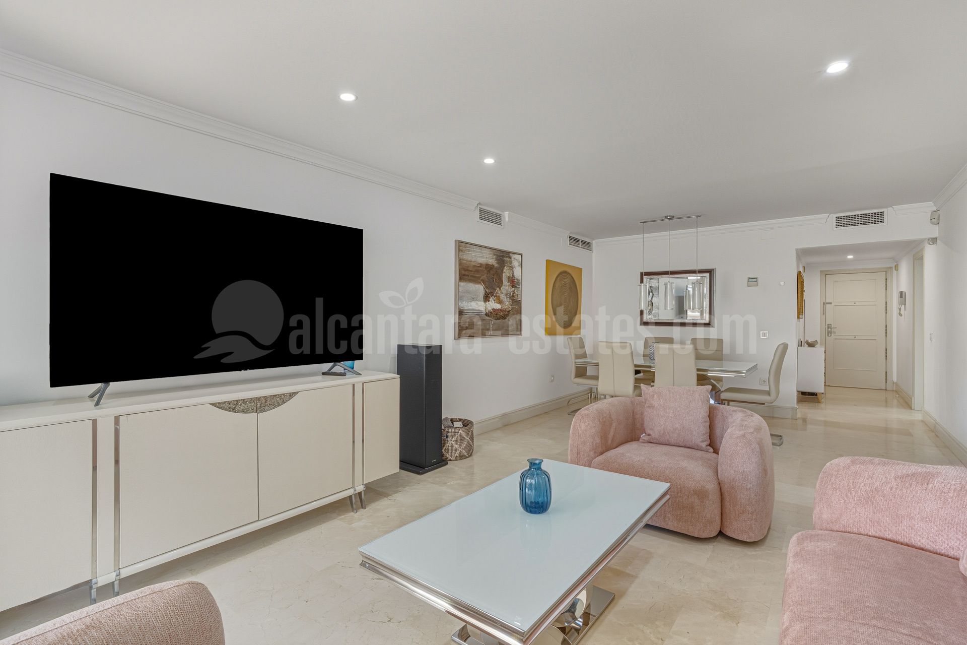 Apartment in Las Cañas Beach, Marbella