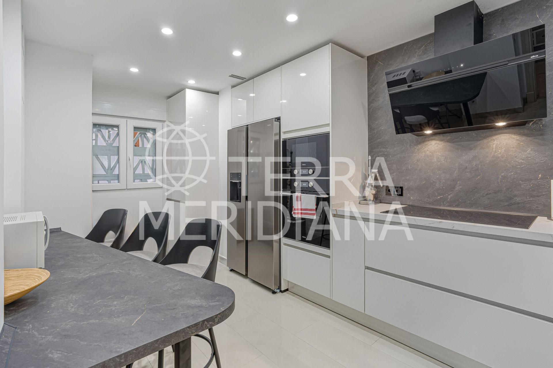 Apartment in Las Cañas Beach, Marbella