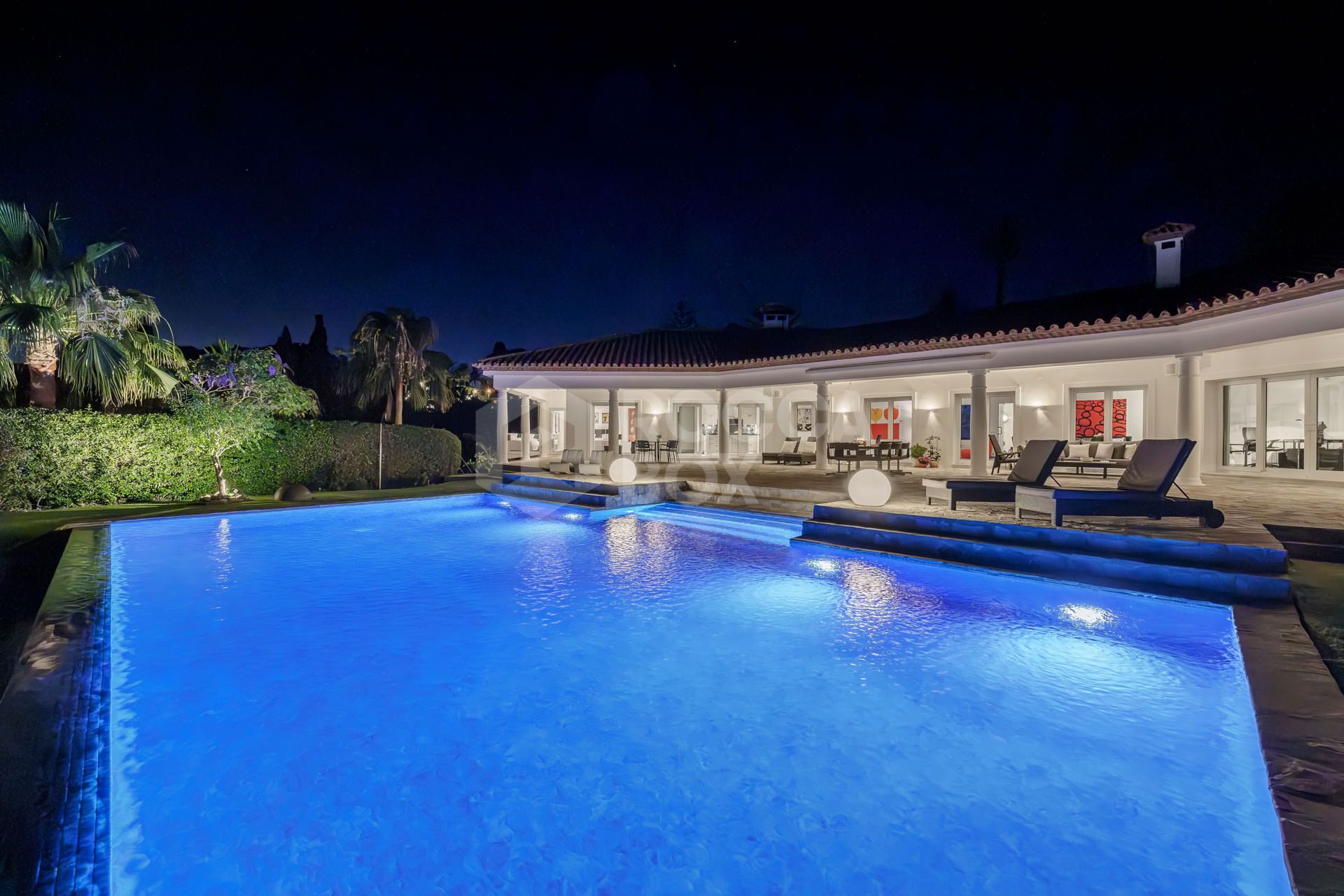 Beautiful, south facing four bedroom Villa located in the sought after area of Hacienda Las Chapas, Marbella