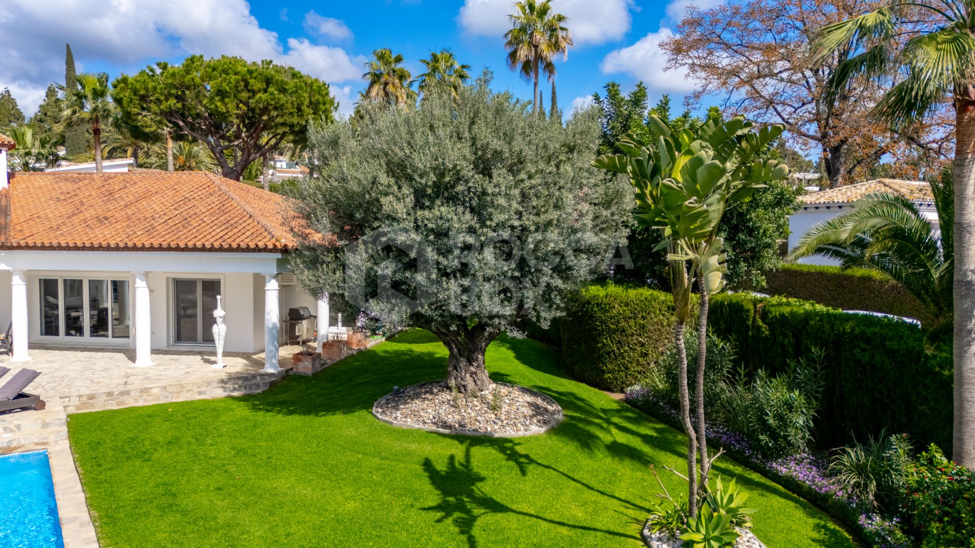 Beautiful, south facing four bedroom Villa located in the sought after area of Hacienda Las Chapas, Marbella