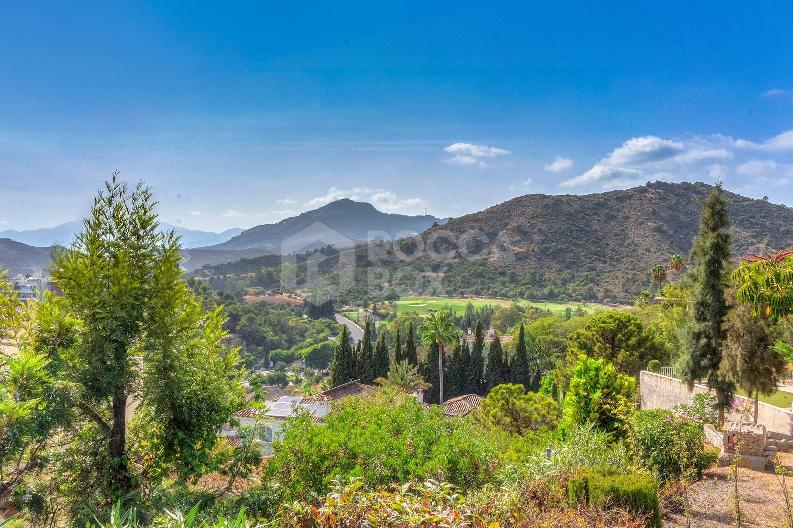 Charming five-bedroom Andalusian style villa in the gated community Puerto de Los Almendros, Benahavis with guest apartment