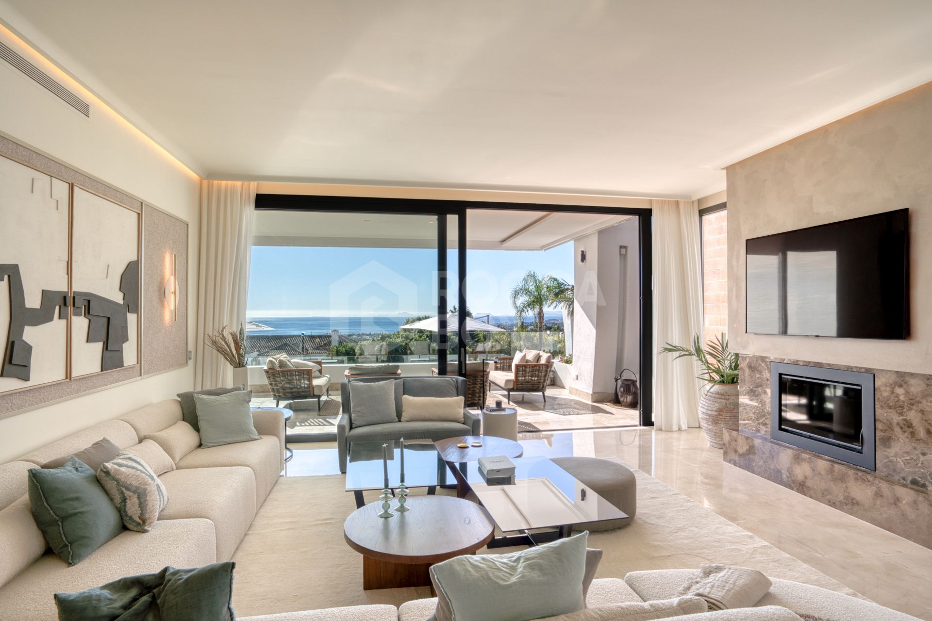 Exceptional four bedroom, south facing luxurious property in the prestigious La Reserva De Sierra Blanca, Marbella - with stunning sea views