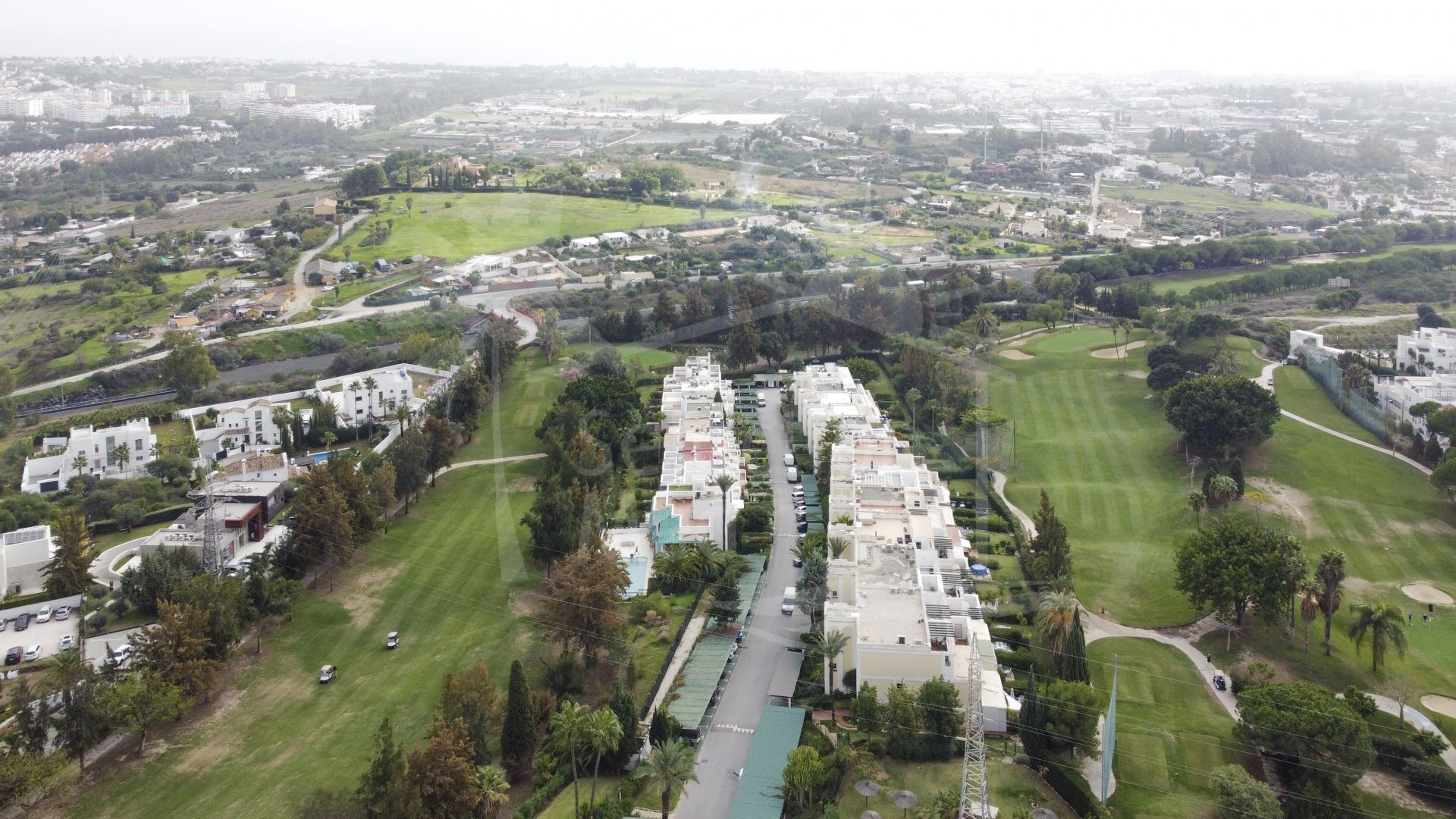 Impresionante casa de campo de cinco dormitorios en primera línea de golf situada en una zona solicitada de La Quinta, cerca del 5* Westin Hotel