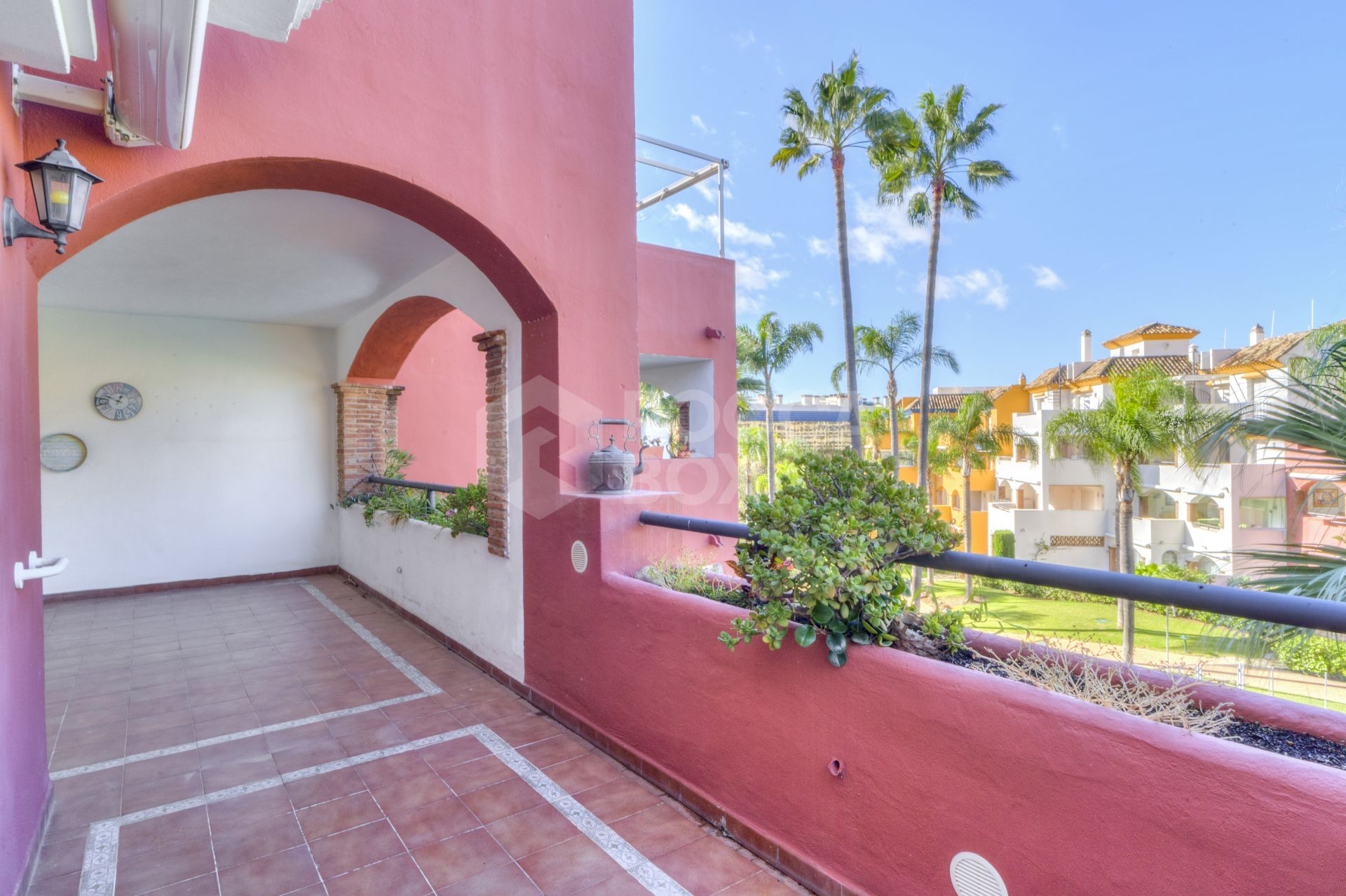 Excellent two bedroom, west facing apartment in the gated community El Infantado on Marbella’s Golden Mile