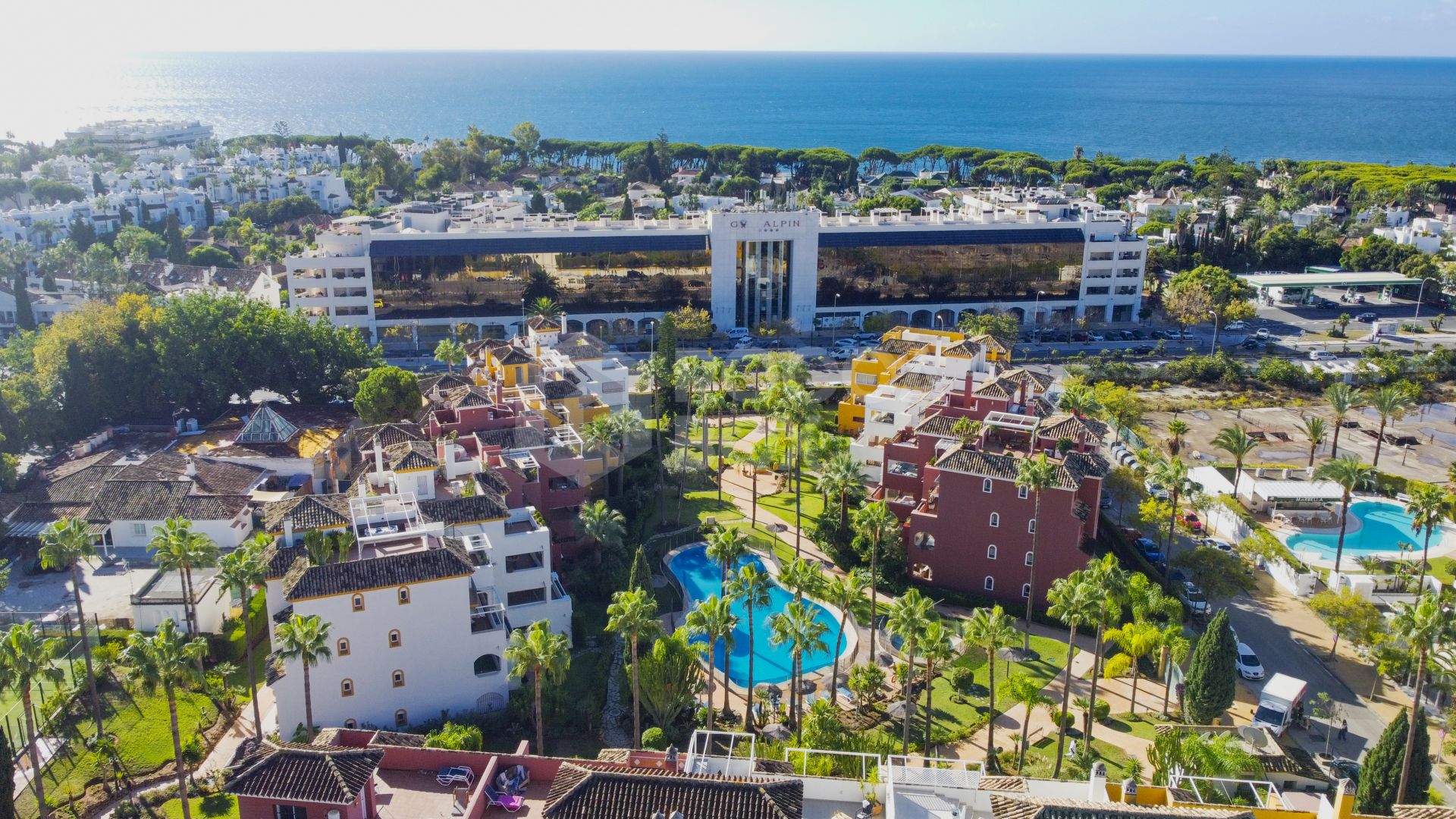 Excellent two bedroom, west facing apartment in the gated community El Infantado on Marbella’s Golden Mile