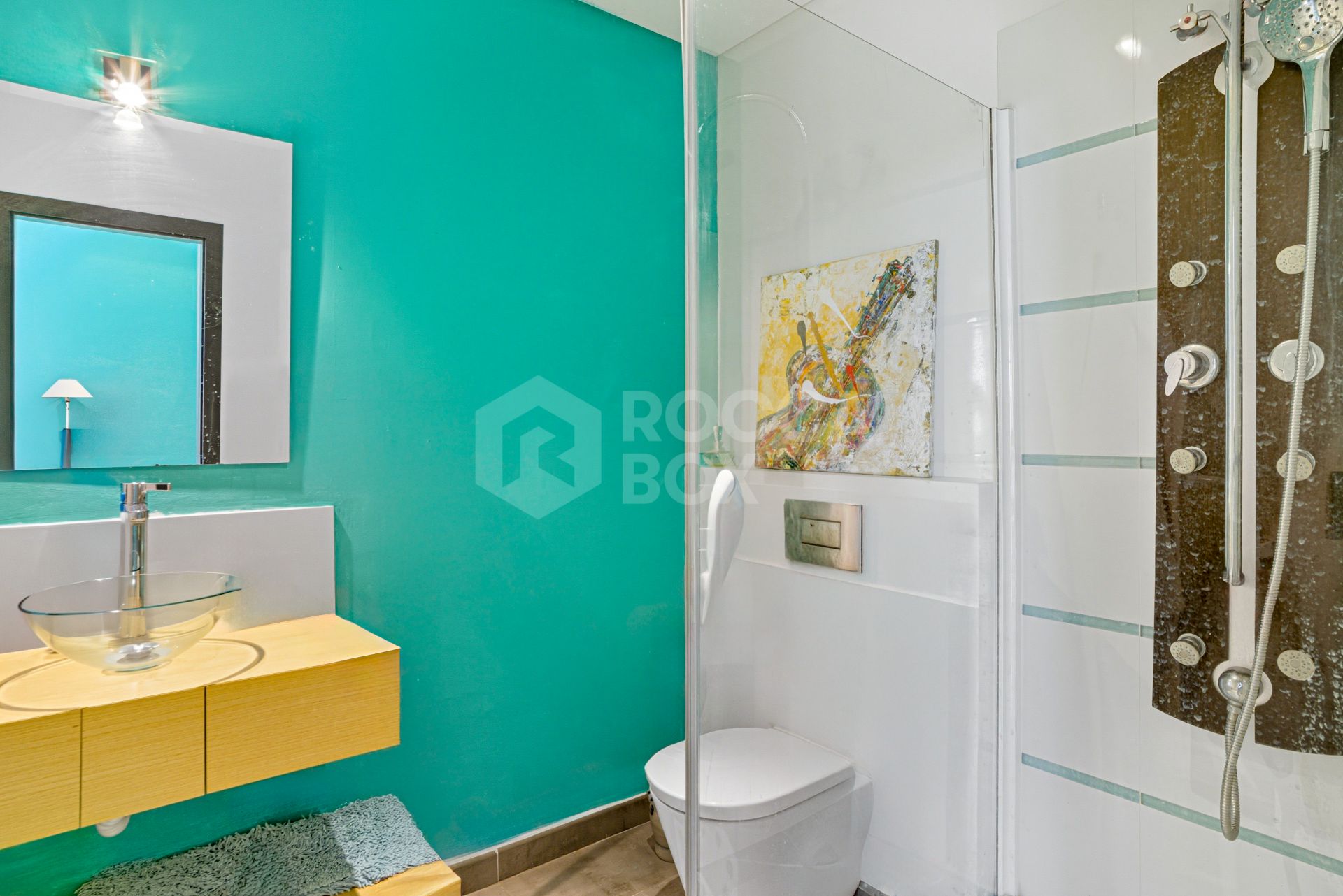 Spacious five bedroom, Villa located in the exclusive Los Arqueros Golf Resort in Benahavís