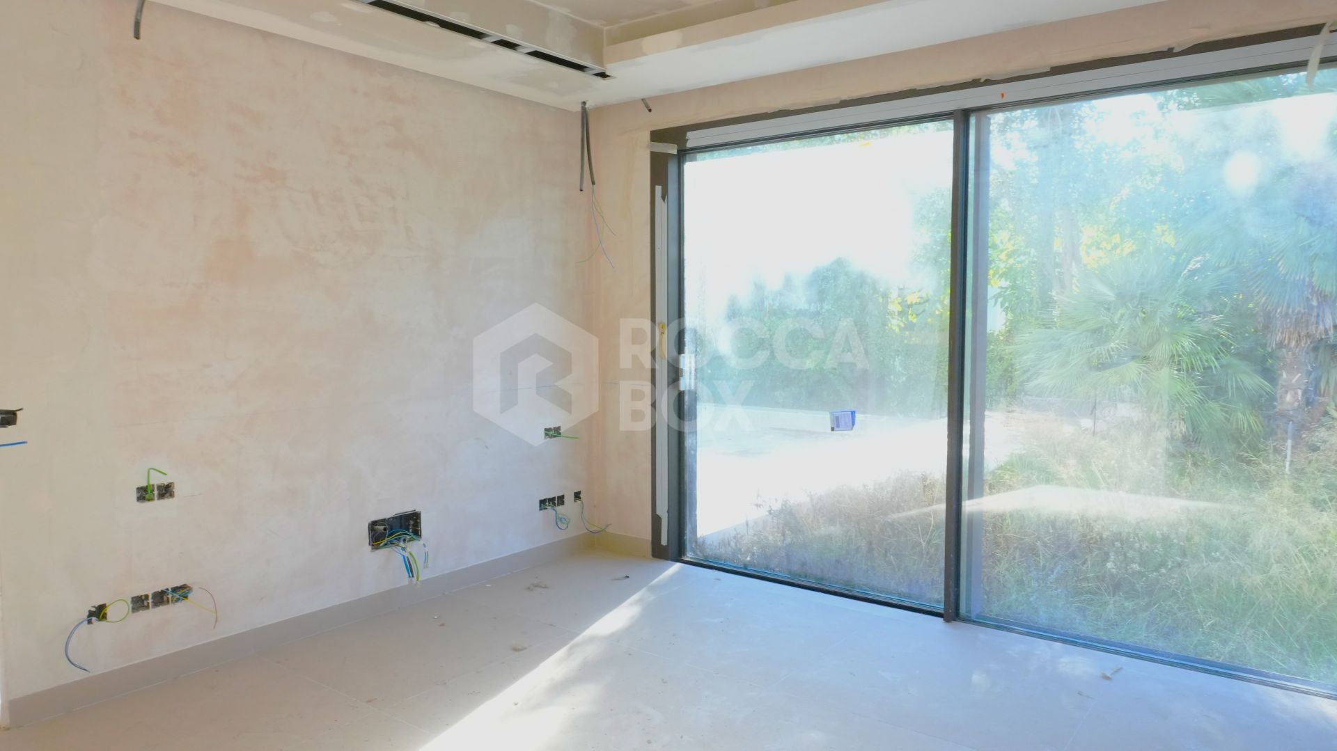 Villa Maya – a magnificent four-bedroom modern beachside villa, currently under construction on the cusp of Guadalmina Baja