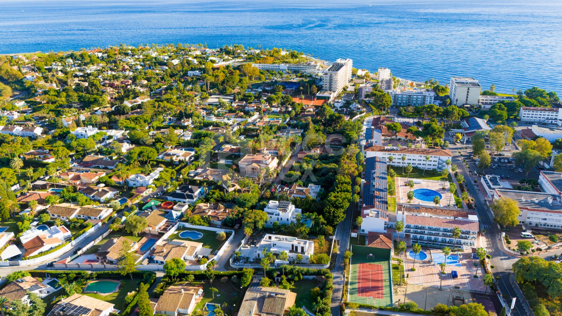 Villa Maya – a magnificent four-bedroom modern beachside villa, currently under construction on the cusp of Guadalmina Baja