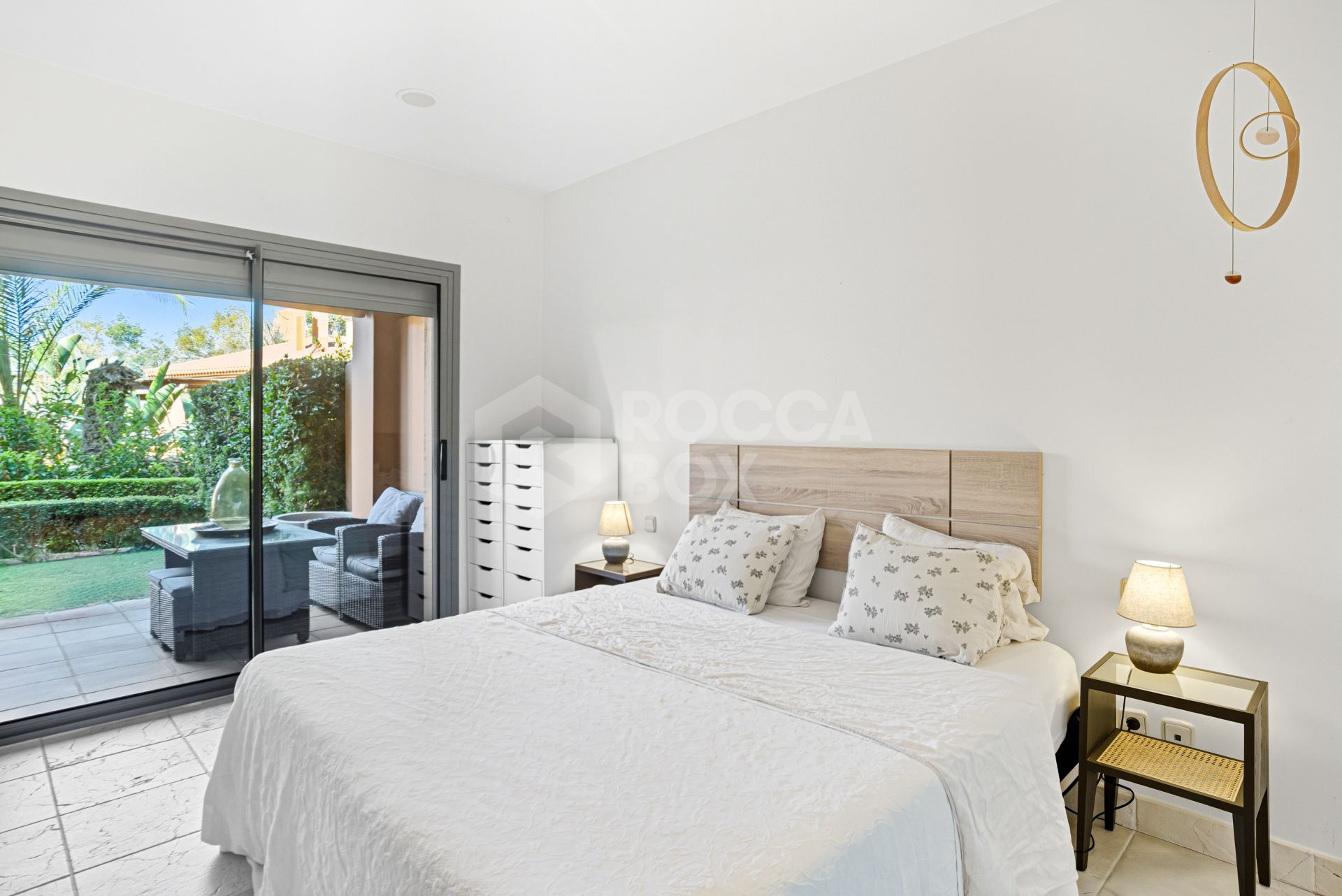 Wonderful two-bedroom, ground floor apartment located in the sought after gated community of Benatalaya