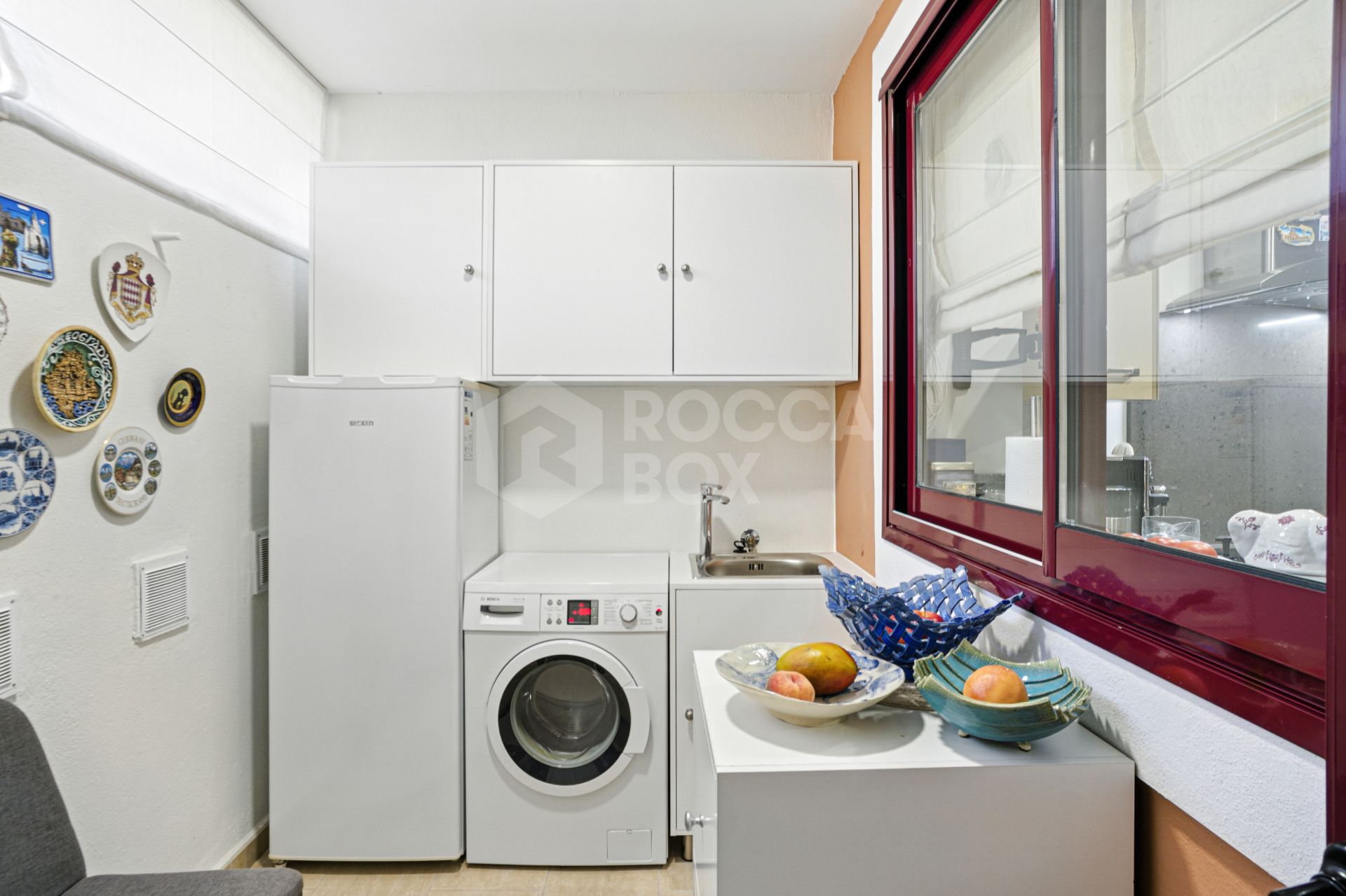 South-Facing Townhouse with Stunning Sea Views in Los Jaralillos, El Paraíso, Benahavís