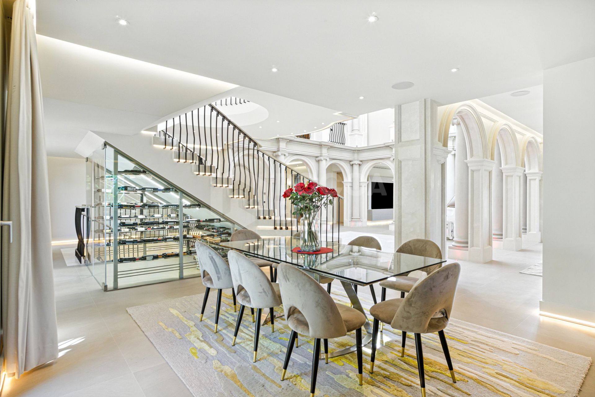 An architecturally unique, south-facing property located in the exclusive gated community of Sierra Blanca on Marbella’s prestigious Golden Mile