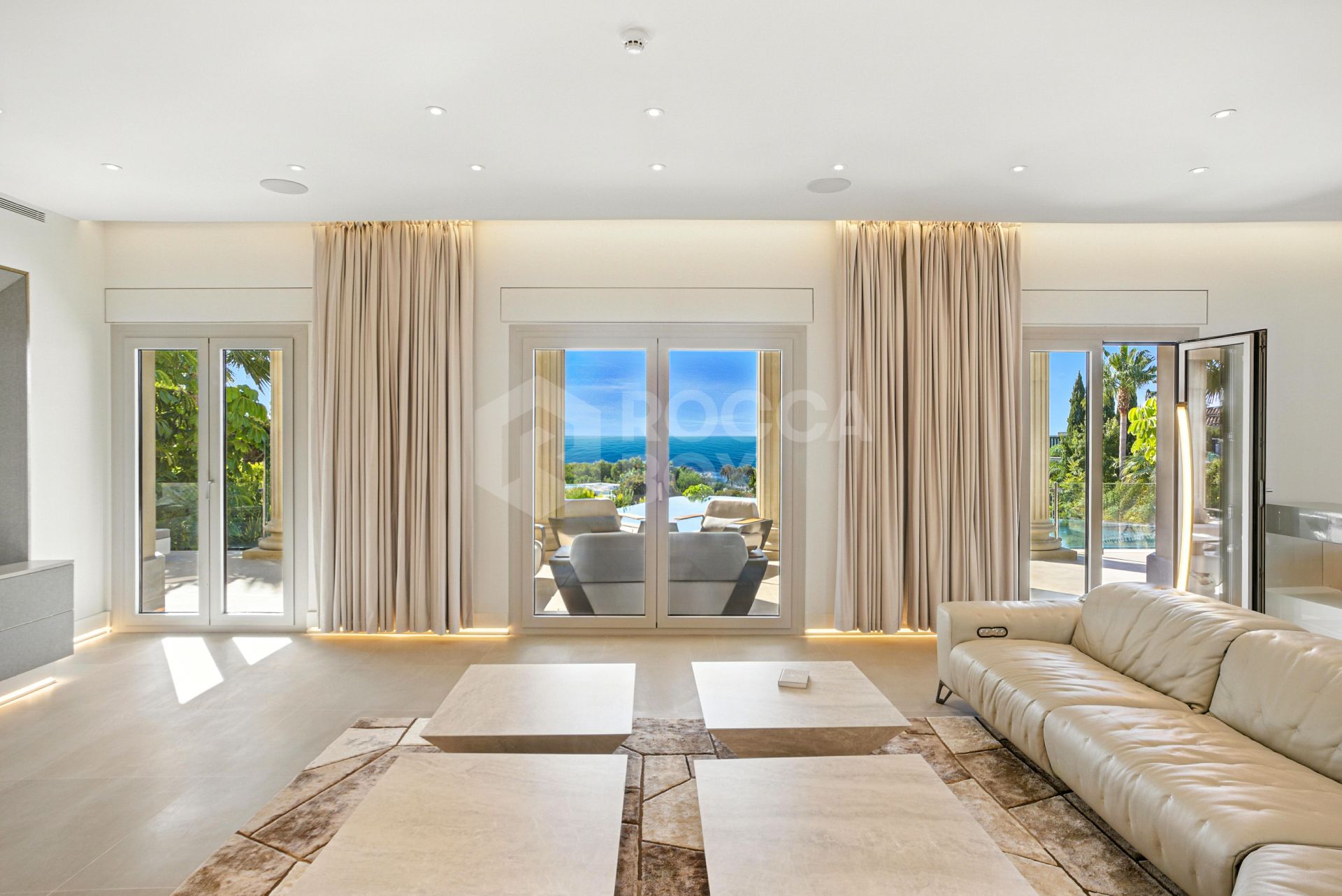 An architecturally unique, south-facing property located in the exclusive gated community of Sierra Blanca on Marbella’s prestigious Golden Mile