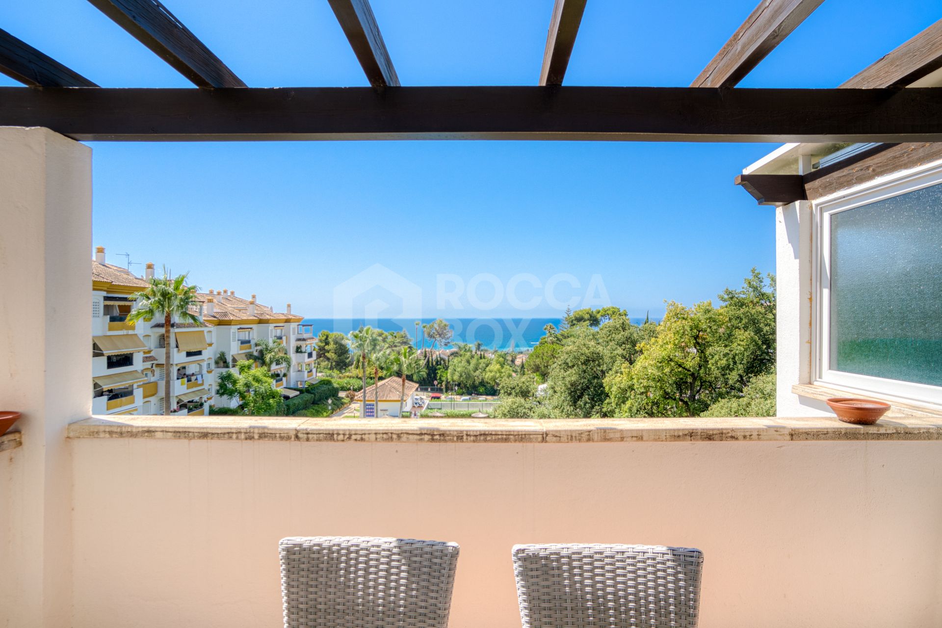 Three bedroom, south facing duplex penthouse with sea views, located in the sought-after community of Pinos de Nagüeles, on Marbella's Golden Mile
