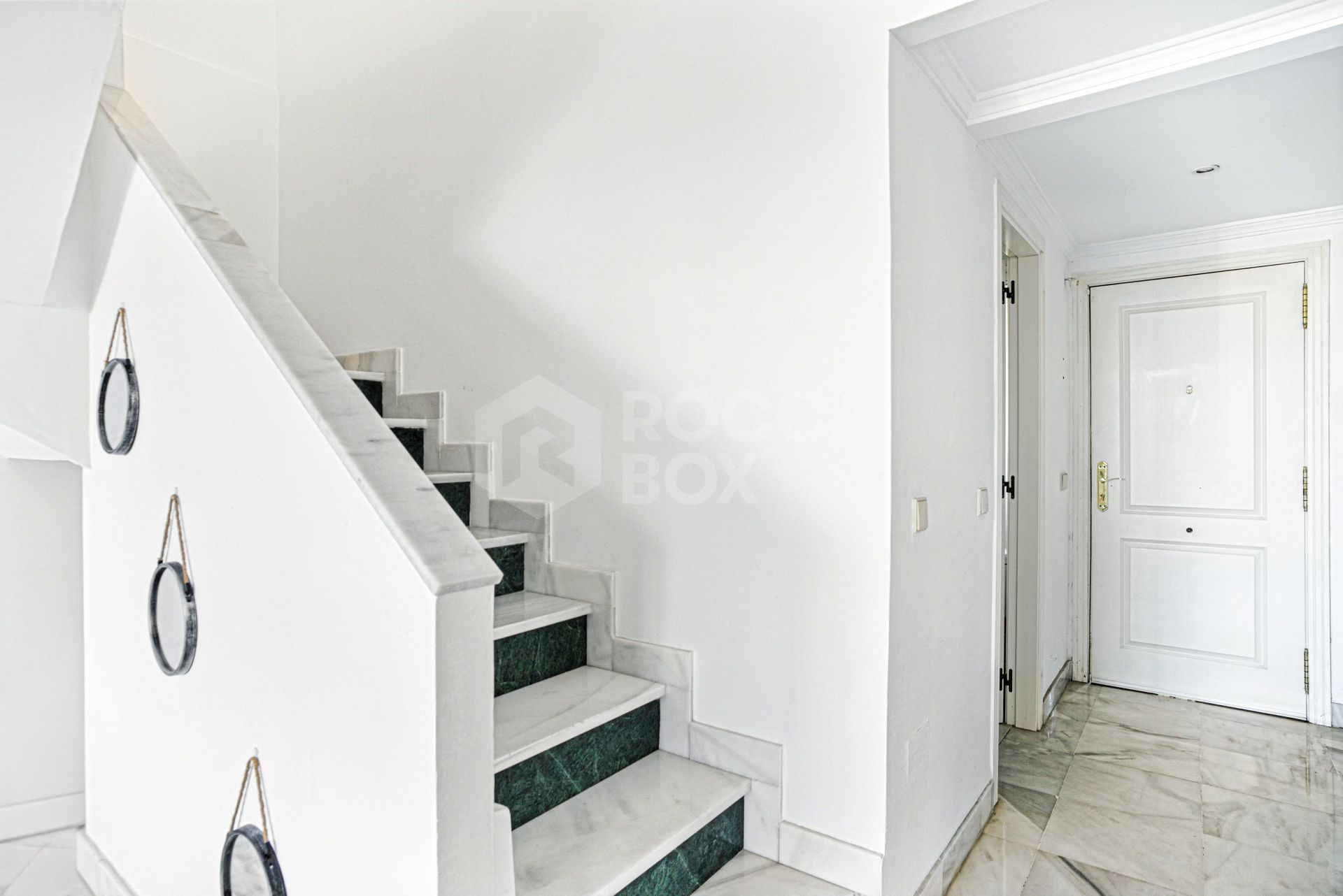 Three bedroom, south facing duplex penthouse with sea views, located in the sought-after community of Pinos de Nagüeles, on Marbella's Golden Mile