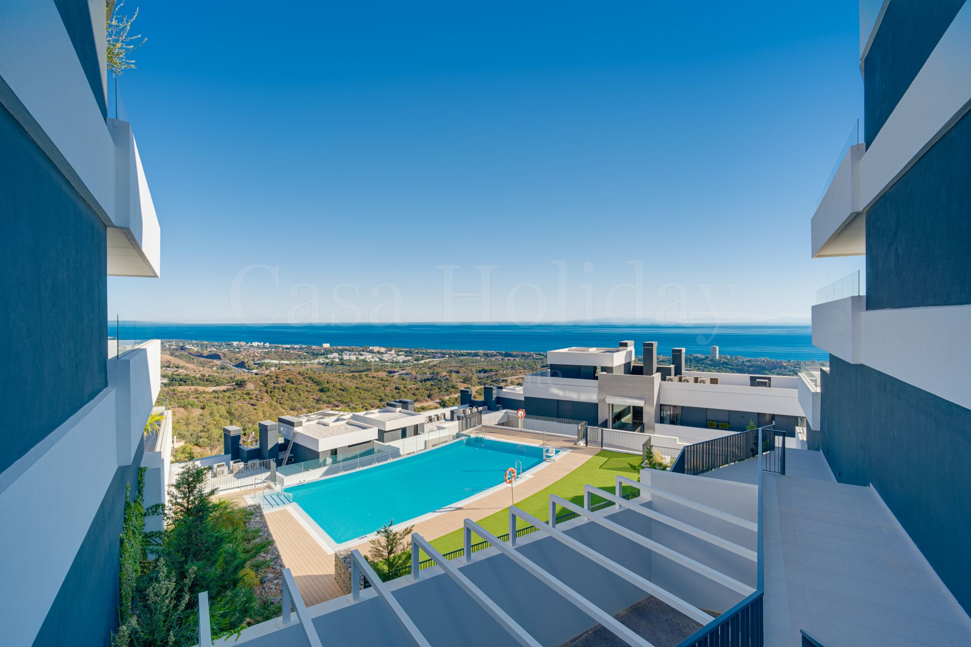 Apartamento Planta Baja en Los Altos de los Monteros, Marbella