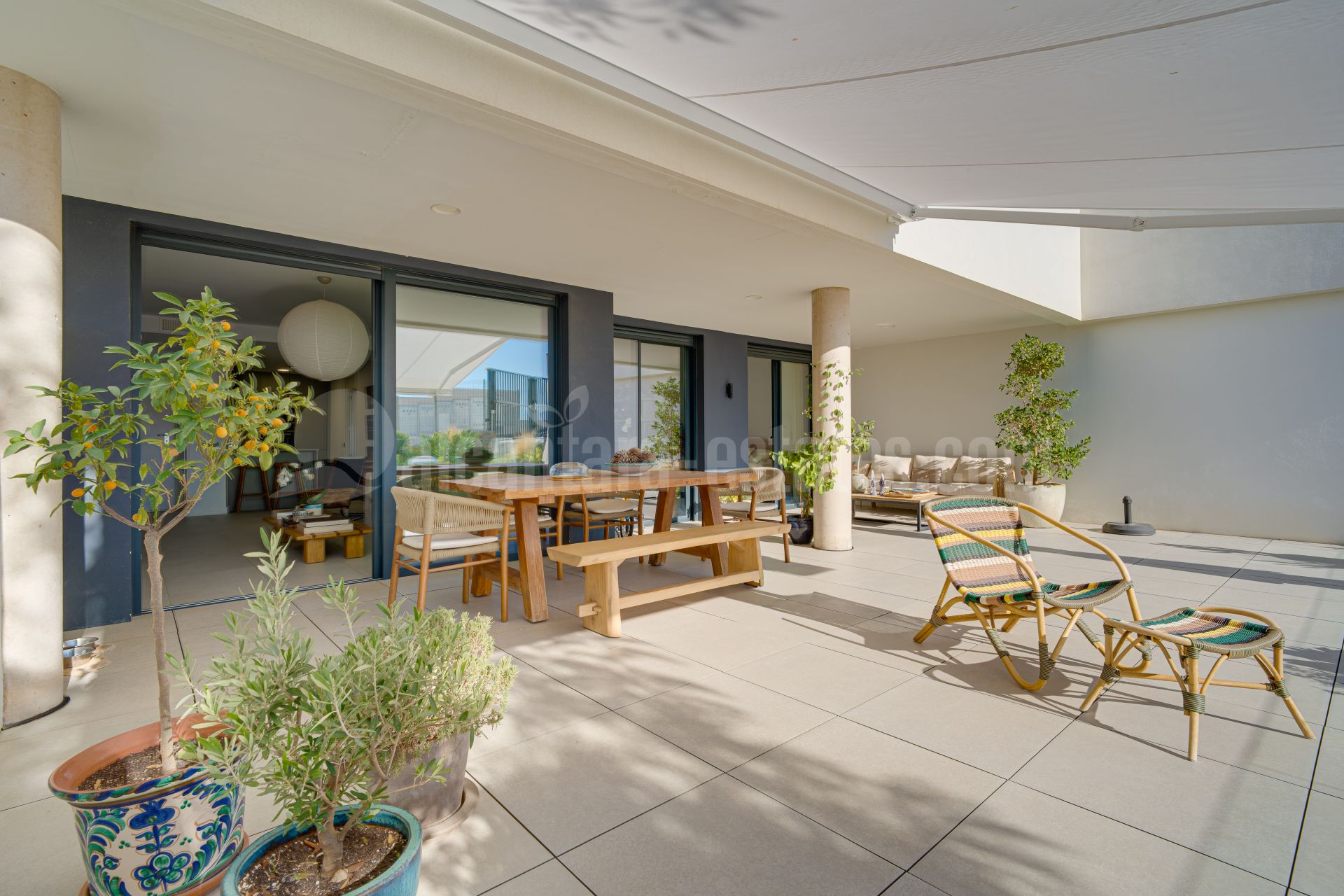 Apartamento Planta Baja en Los Altos de los Monteros, Marbella