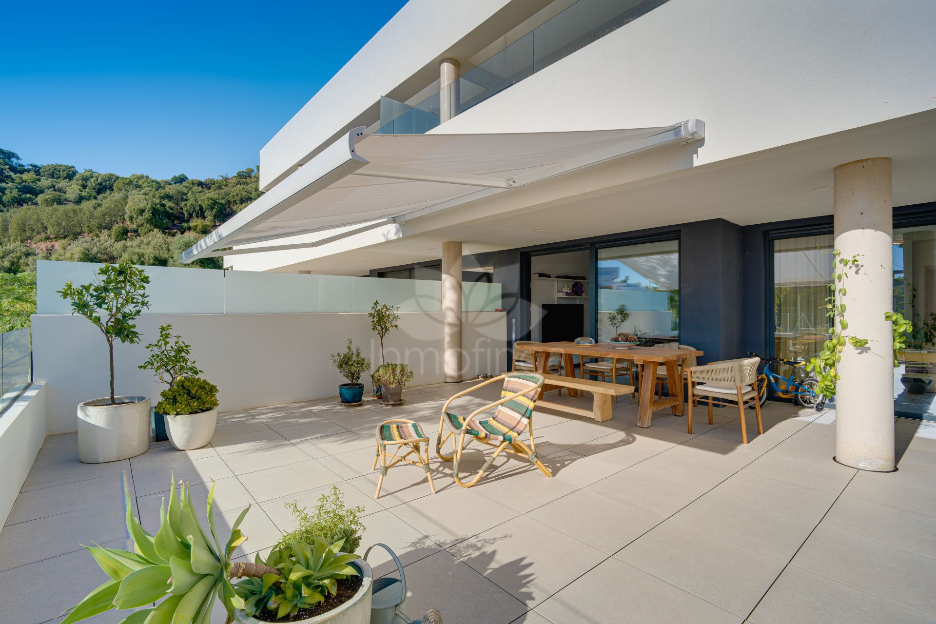 Apartamento Planta Baja en Los Altos de los Monteros, Marbella