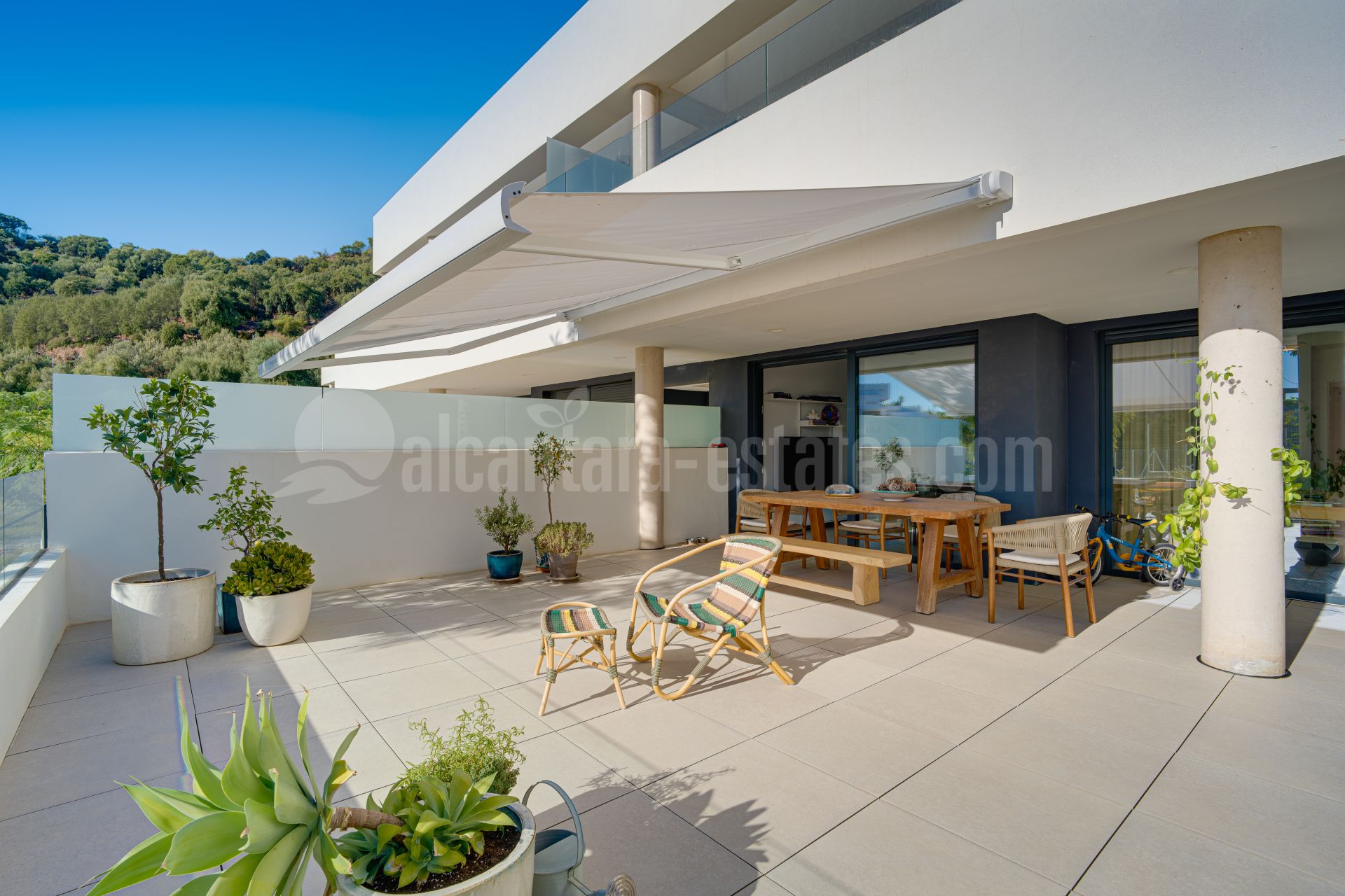 Apartamento Planta Baja en Los Altos de los Monteros, Marbella