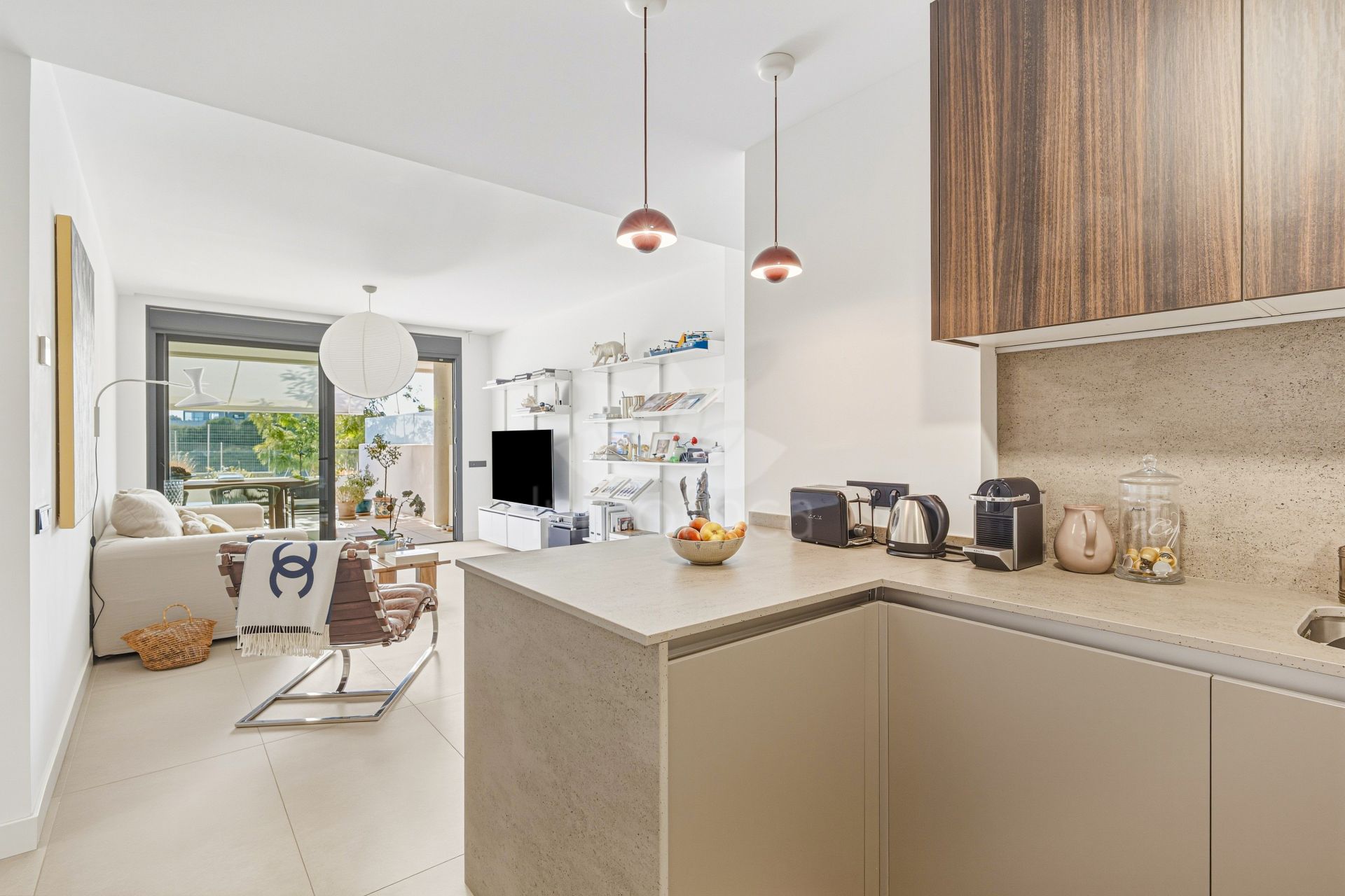 Apartamento Planta Baja en Los Altos de los Monteros, Marbella